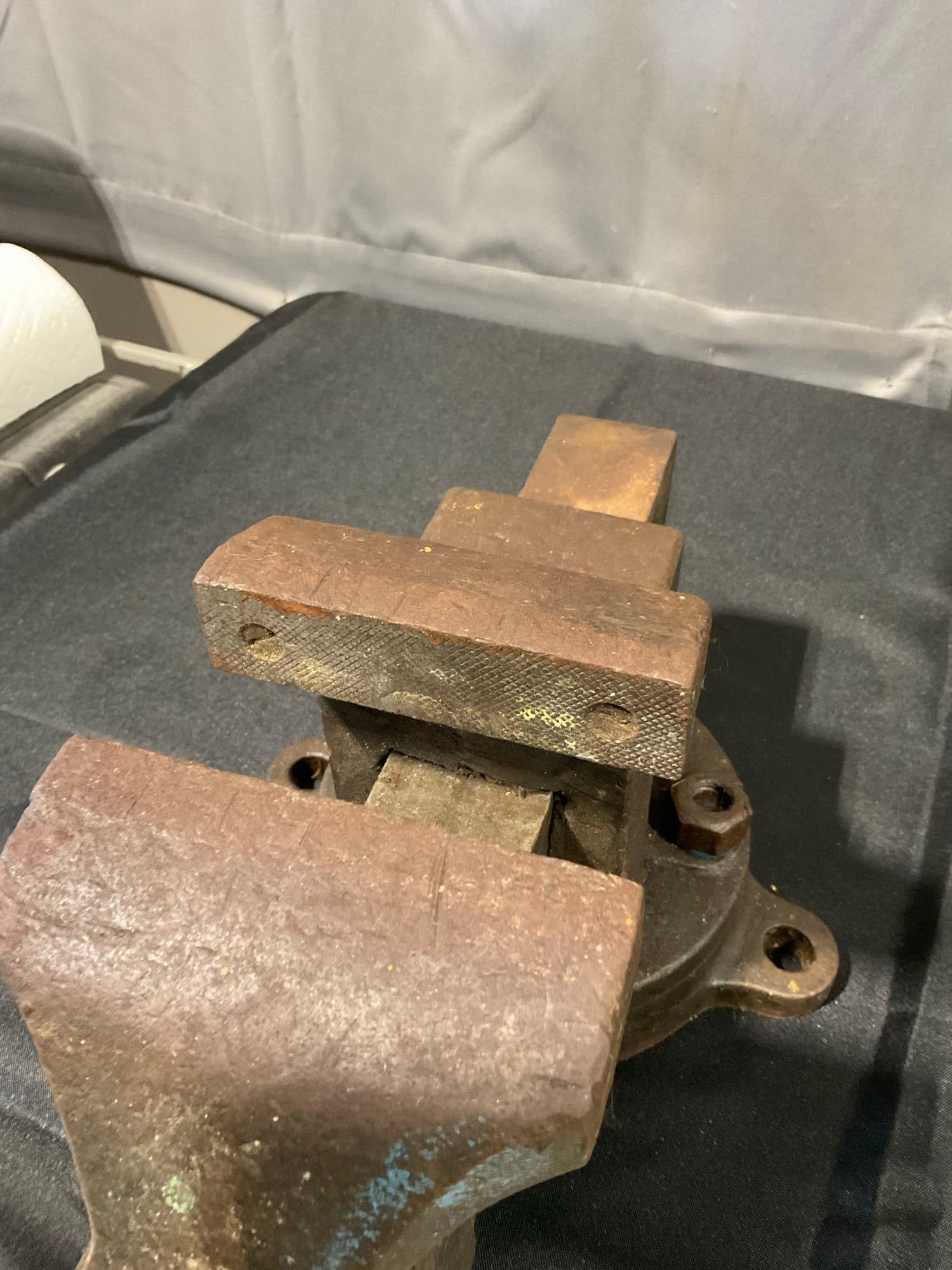 Vintage Monarch PV co NY #217-218 Cast Iron Vise, heavy, approx 10x17x13 inches - 3