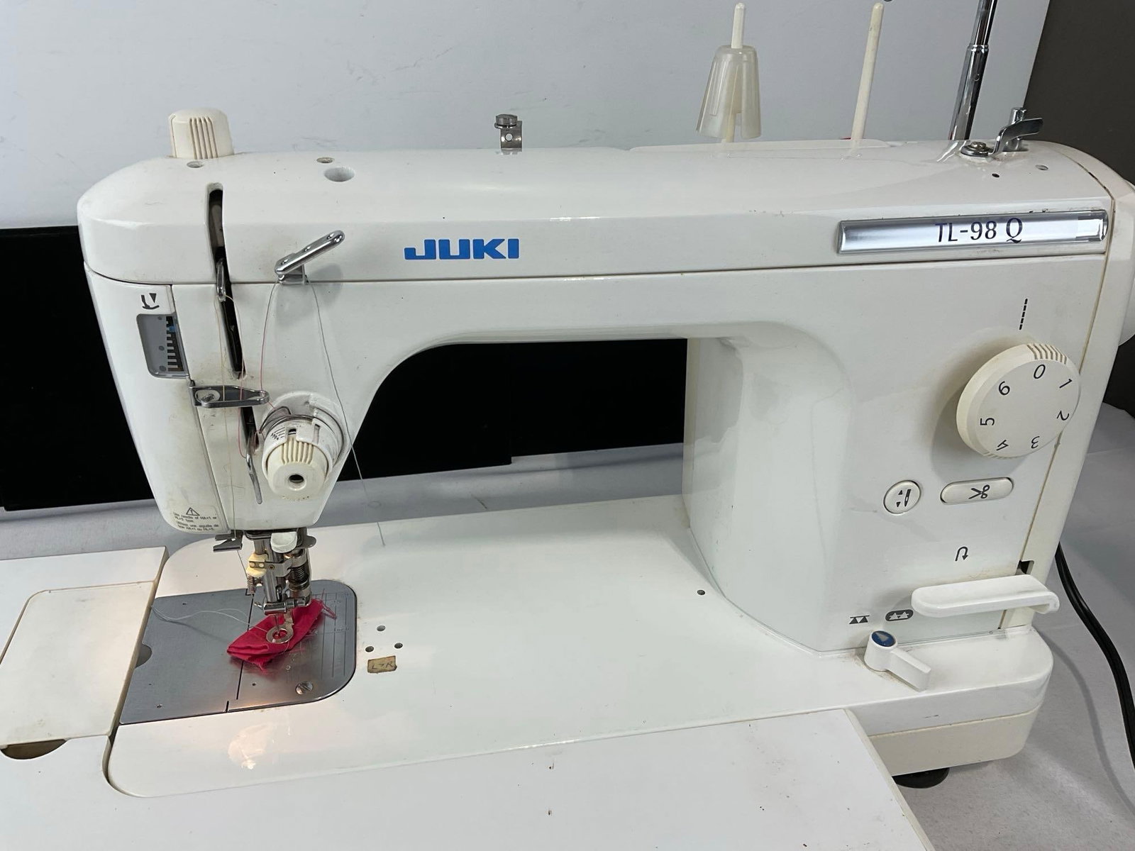Juki Model TL-98Q Sewing Machine, w/cable, and Extension Table, tested & working, no pedal included - 2