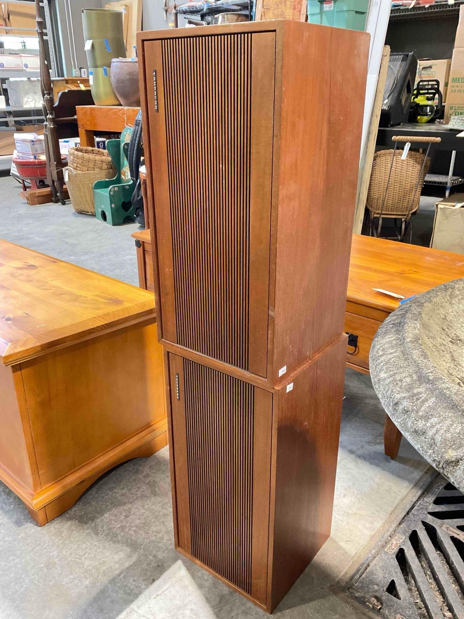 Pair of Vintage Tandberg Hi-Fi System 112-7 Floor Speakers.Made in Norway . See pics. - 2
