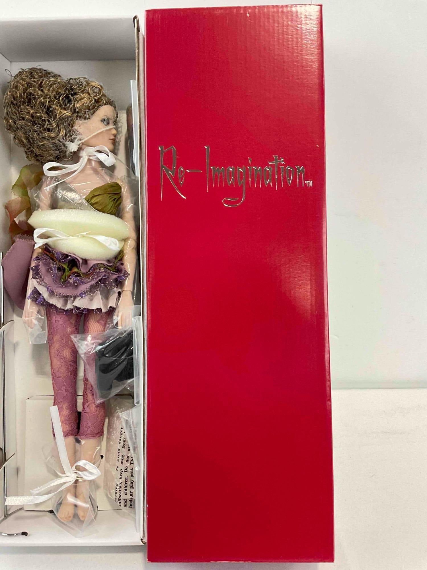 Tonner Re-Imagination Sinister Circus Lucine Fashion Doll T9SCDD03 in Original Box. LNIB. - 4