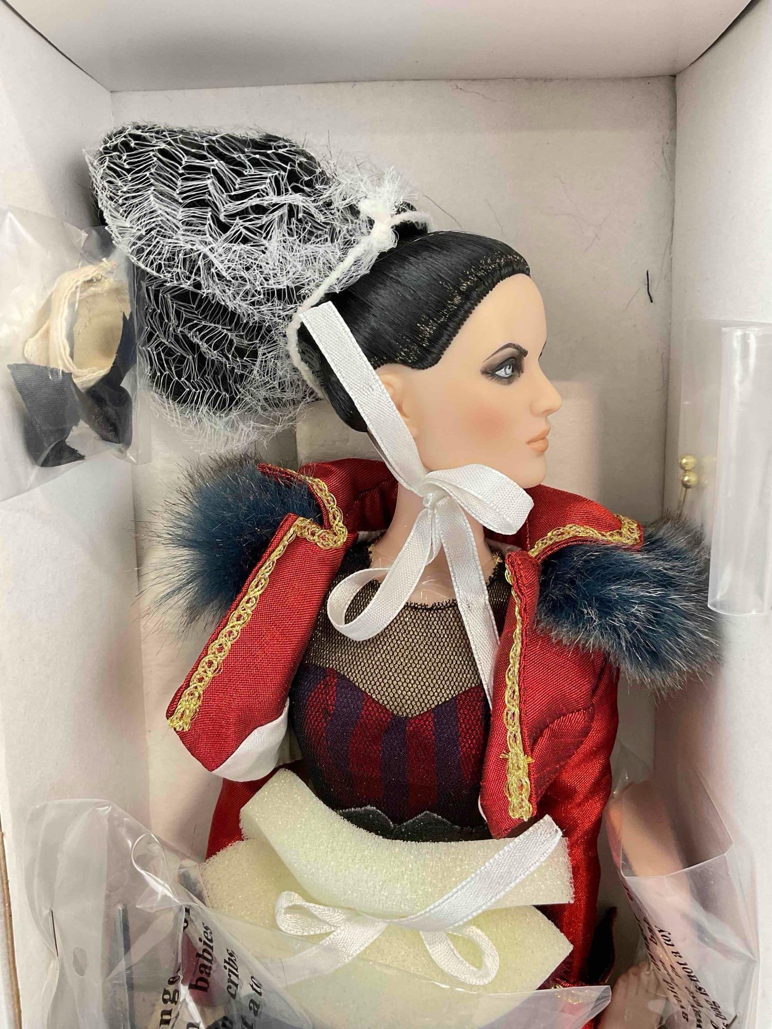 Tonner Re-Imagination Sinister Circus Ring Mistress Fashion Doll T9SCDD02 in Original Box. LNIB. - 2