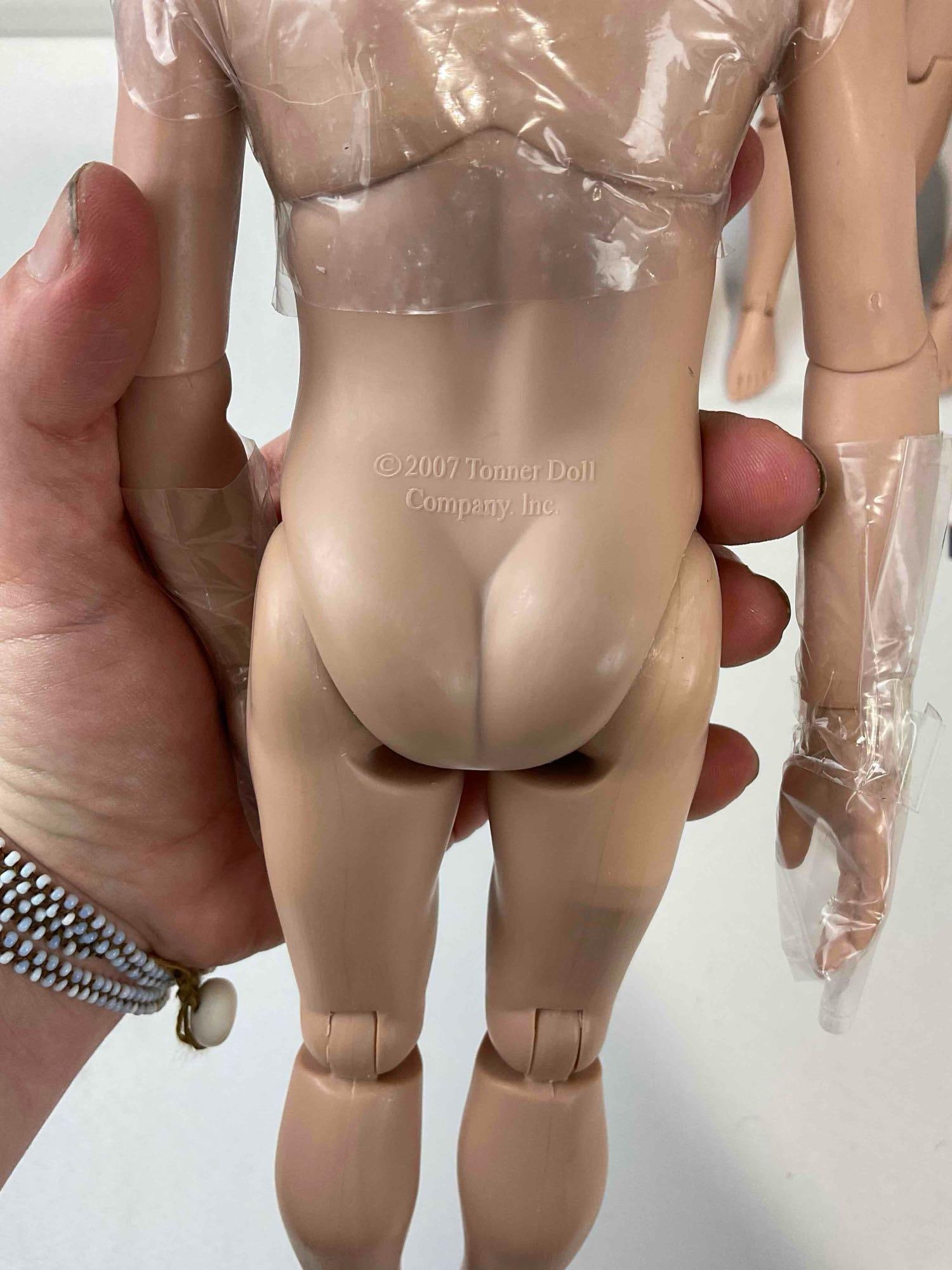 3 pcs Tonner Chronicles of Narnia Fashion Dolls, 1x Edmund & 2x Lucy Pevensie. Fair Condition. - 6