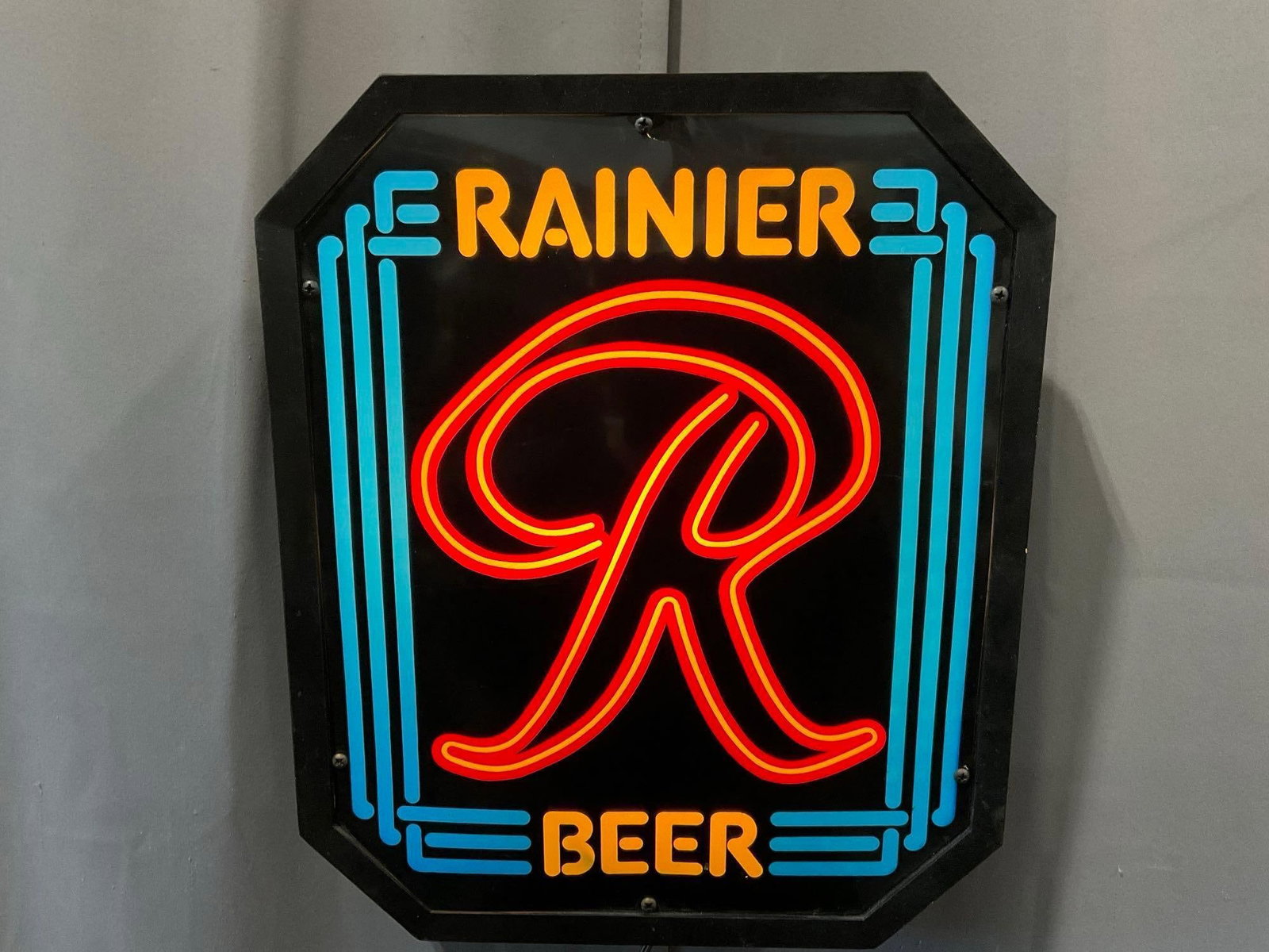 Vintage 1985 Rainier Beer Lighted Sign, Octagonal Neo-Neon, 17h x 14w x 5d inches, tested & working - 2