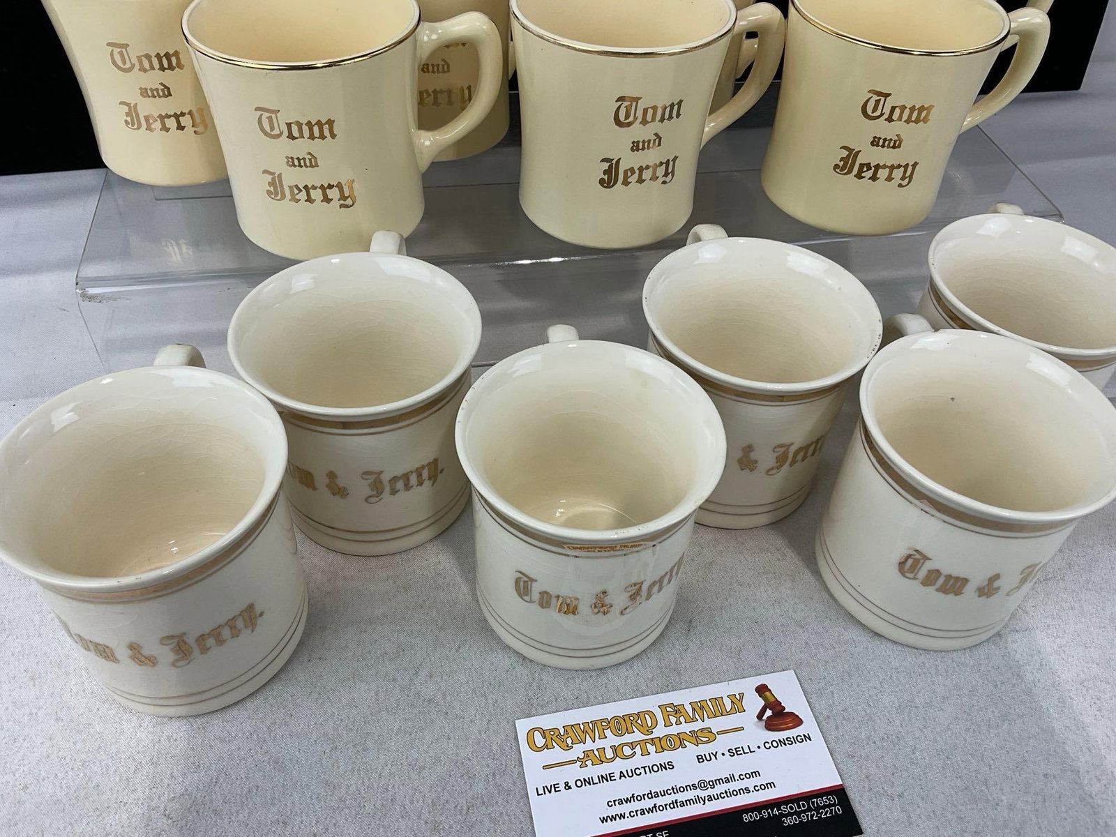 13 Vintage Tom & Jerry Mugs, w/gilt lettering, 6 Chikaramachi made in Japan, 7 of the other pattern - 2