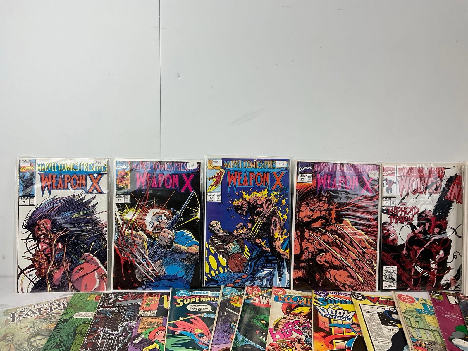 45-50 Comic Issues, Marvel & DC, Wolverine & Weapon X, Action Comics, Azrael, JLA, Sword of the A... - 2