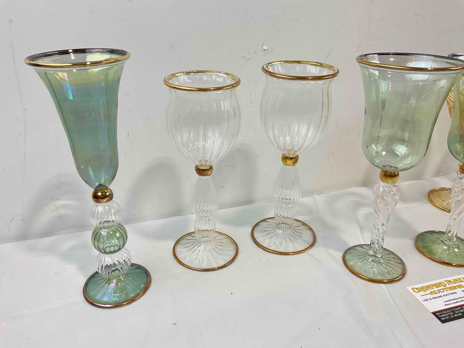 8 pcs Lovely Glass Drinking Goblet Wine Cups in 4 Styles, Green, Clear & Gold Colored. See pics. - 2