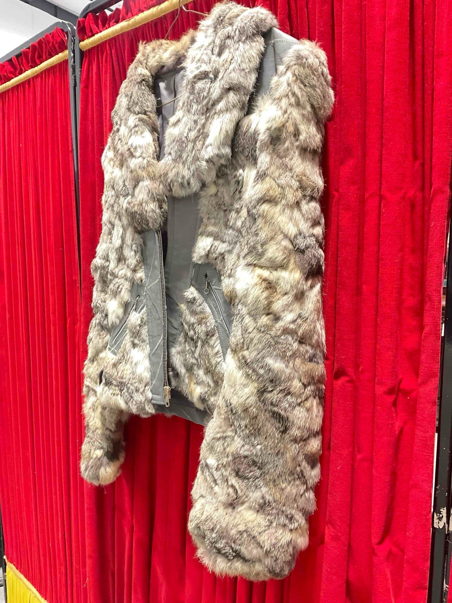 Vintage Brothers Custom Tailor Gray Leather & Rabbit Fur Hooded Jacket. As Is. Fair Condition. - 2