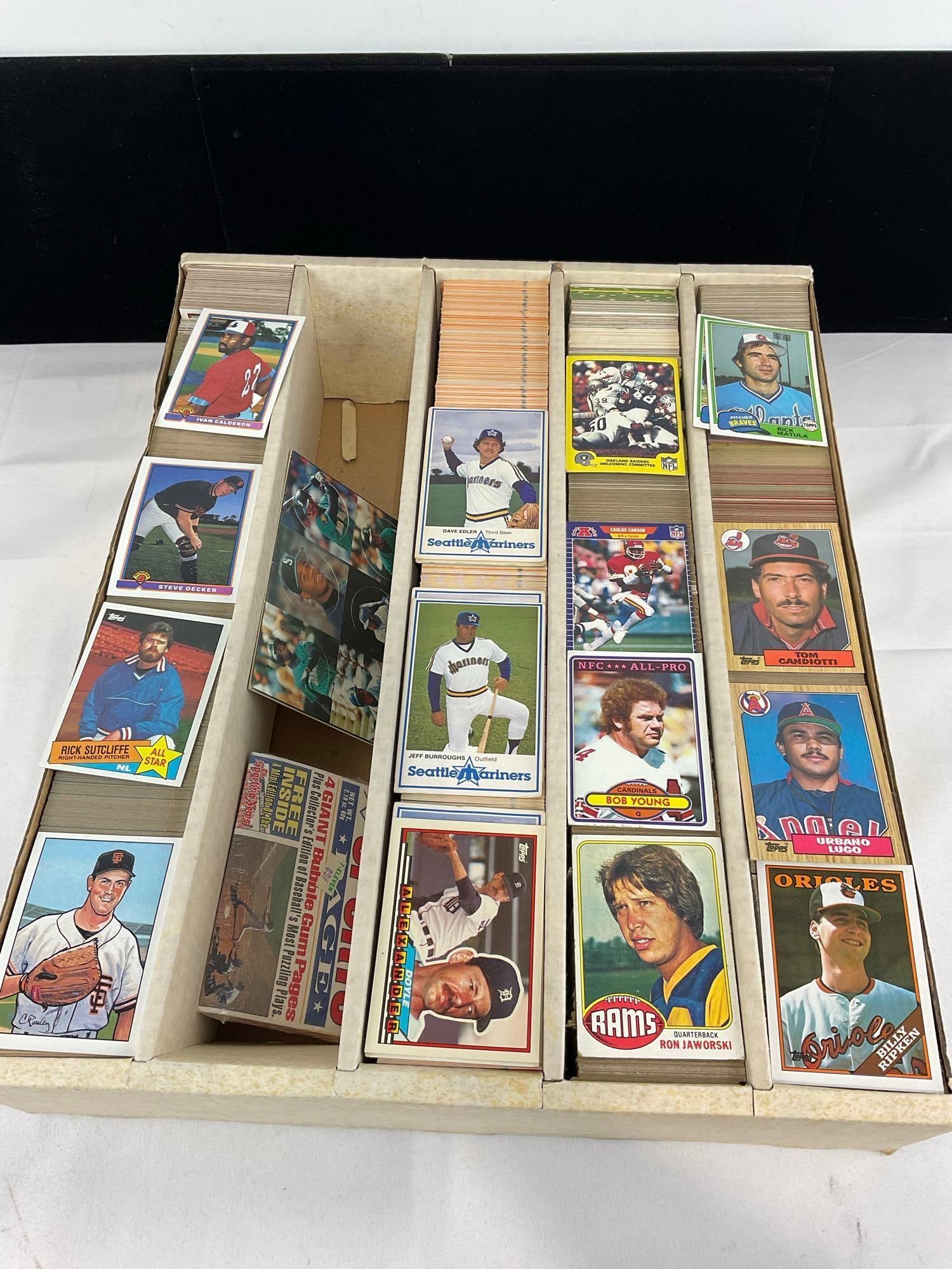 Box of Vintage 5k Sports Cards, 90s Football & Baseball, Topps, Upper Deck & more - 2