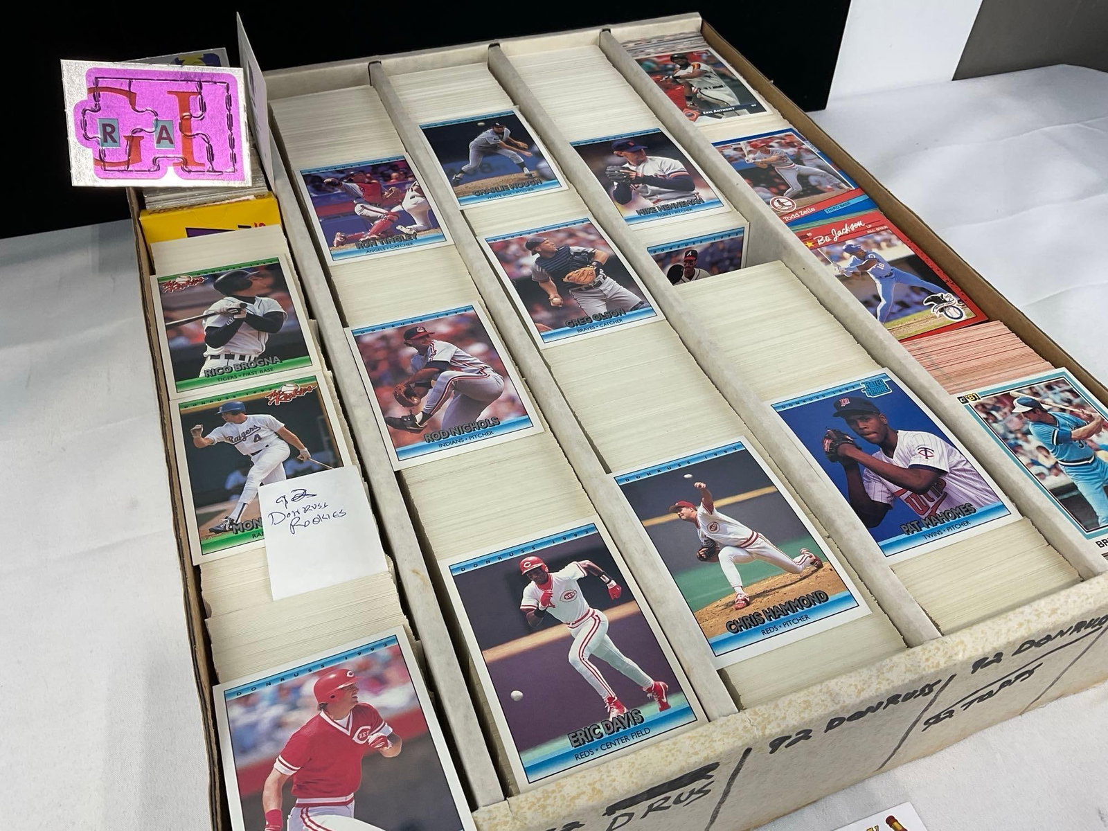 Box of Vintage 5k Sports Cards, 1992 Donruss, Score, Topps, & more, Baseball, w/Puzzle cards - 3
