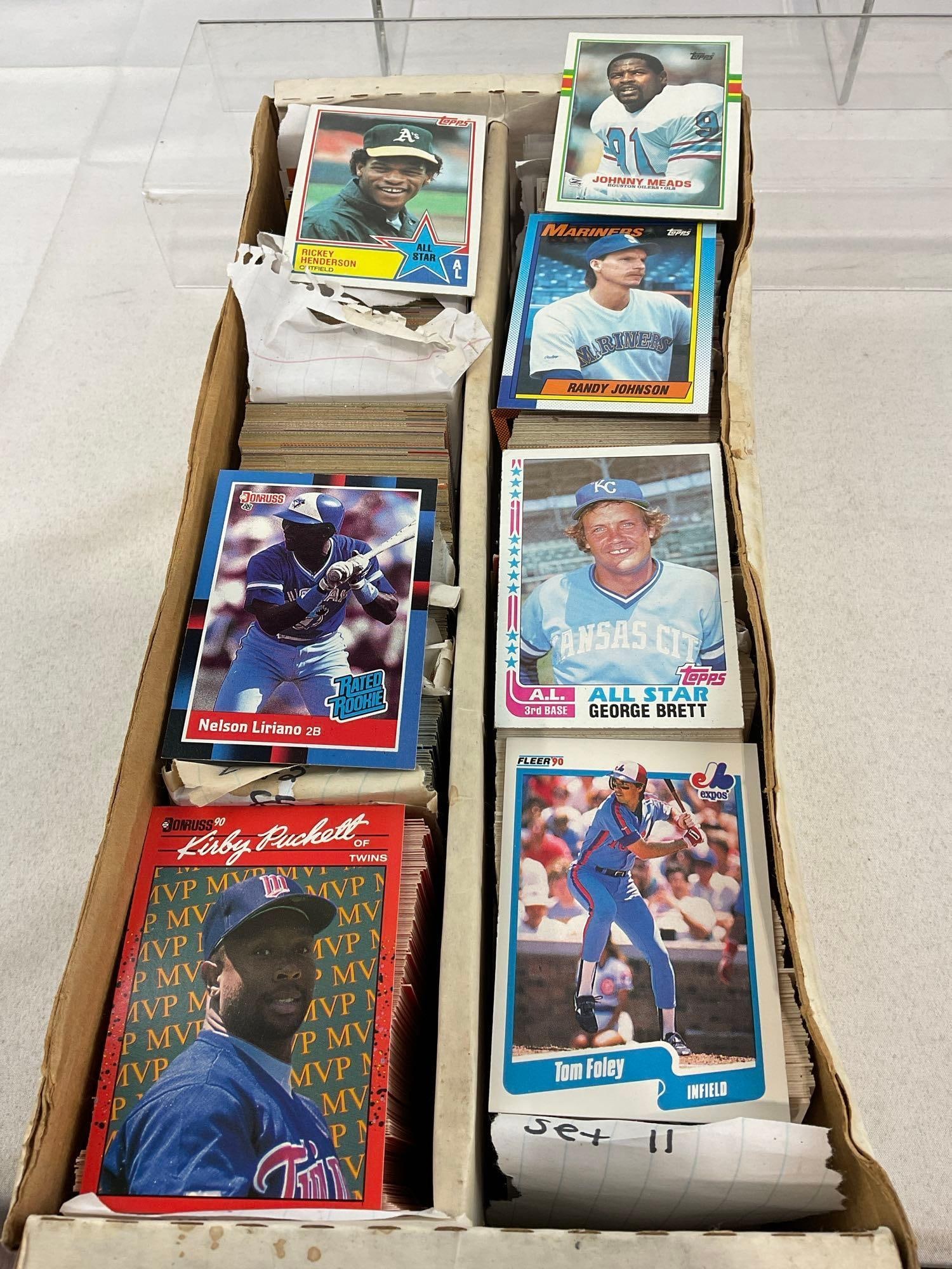 2 Boxes of Sports Cards, Upper Deck 1991 Hockey & variety of cards, approx 2500 in total - 2