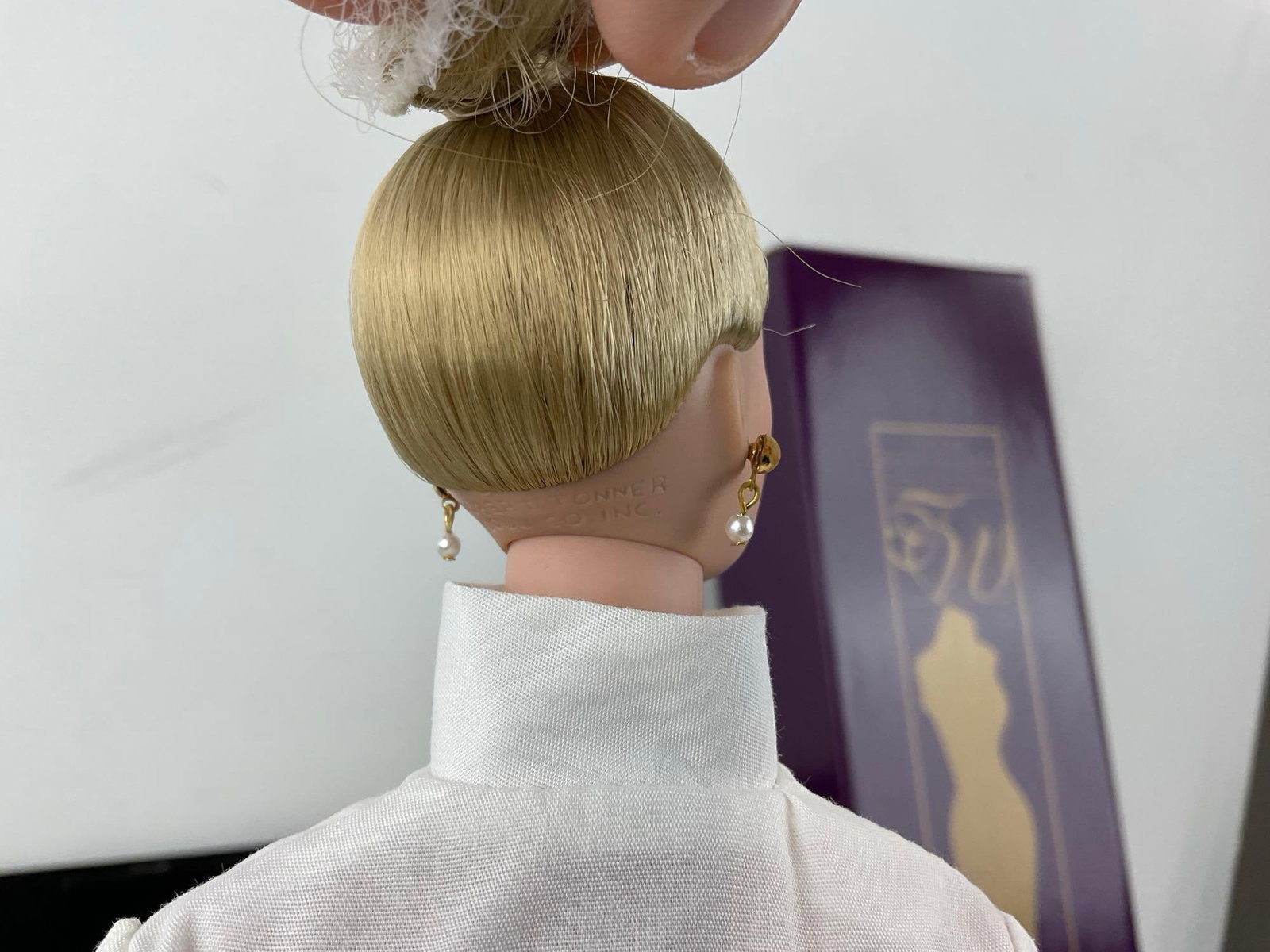 Tyler Wentworth Robert Tonner Doll, in box, TW99802 Signature Style Blonde 16 inch doll - 4