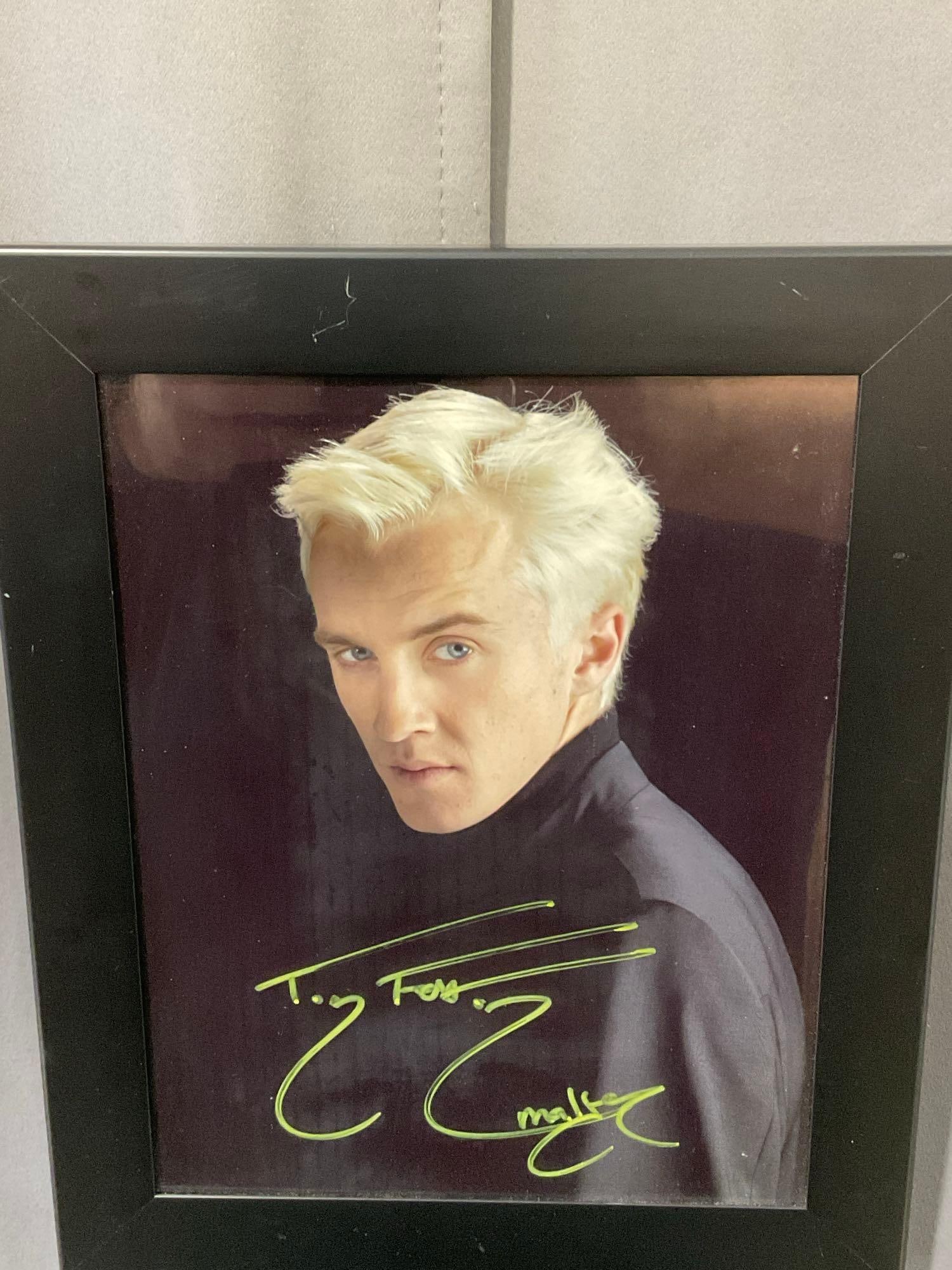 Framed Picture, Signed by Tom Felton, Draco Malfoy in Harry Potter Films, 13x11 inches: This from the collection of the late owner of a signed items collection store. Appears to be in good shape. The piece measures approx 13h x 11w x 3d inches. See pics. E-6220