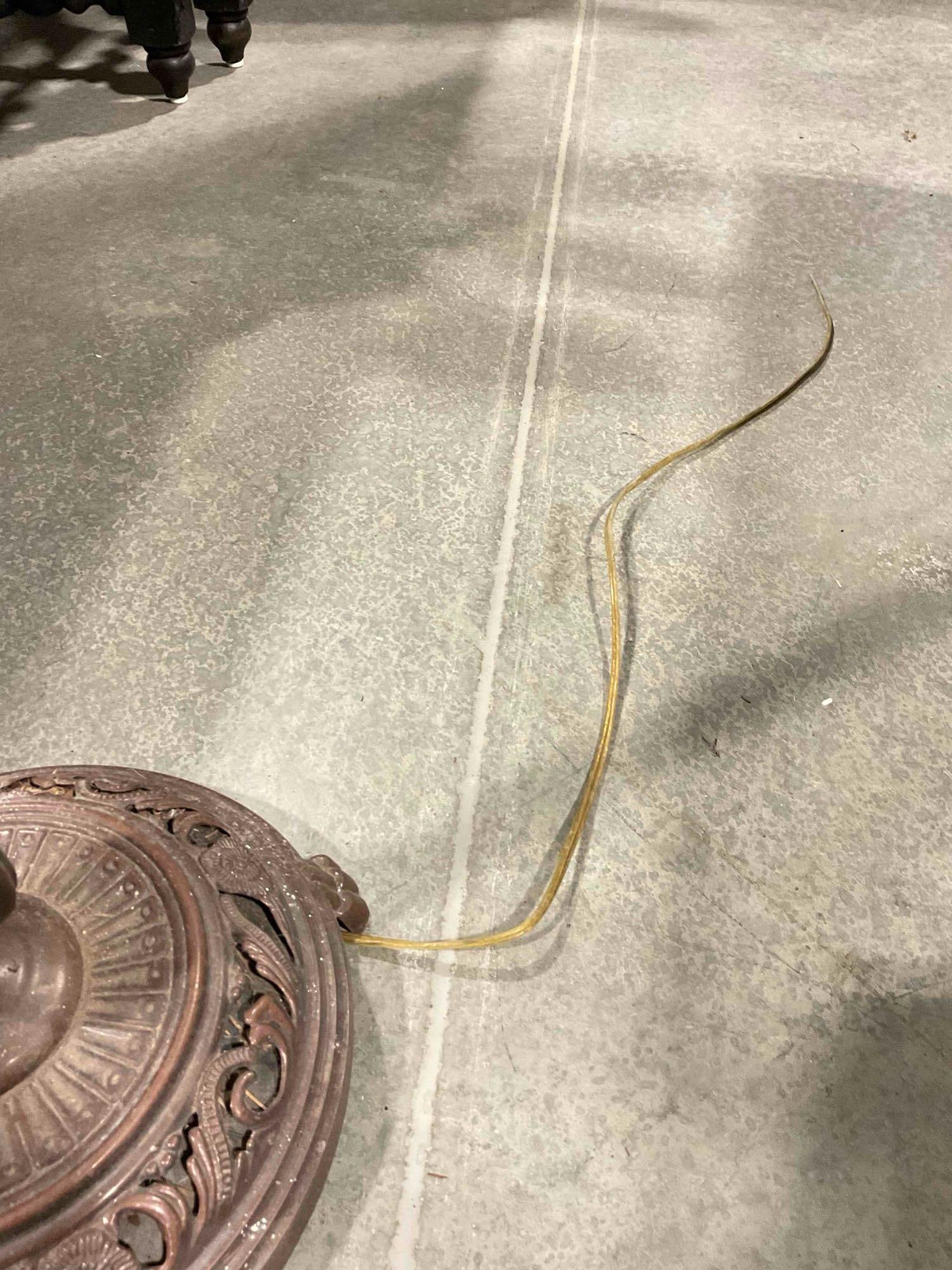 Vintage Metal Floor Lamp Stand w/ Floral Design & Nice Details. Untestable, As Is. See pics. - 5