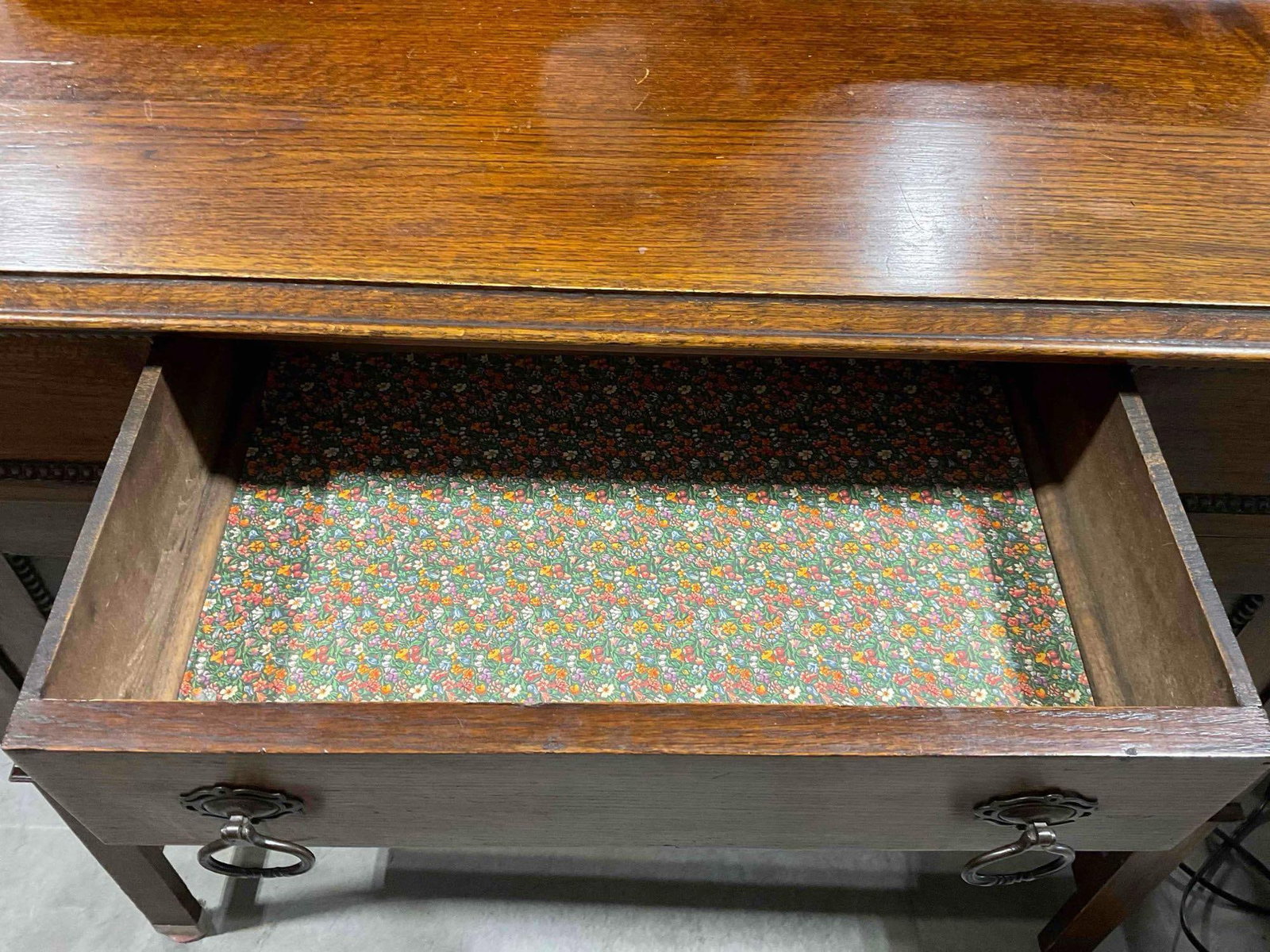 Antique Oak Wood Buffet Sideboard w/ Mirrored Backsplash, Drawer & 2x Cabinets. See pics. - 4
