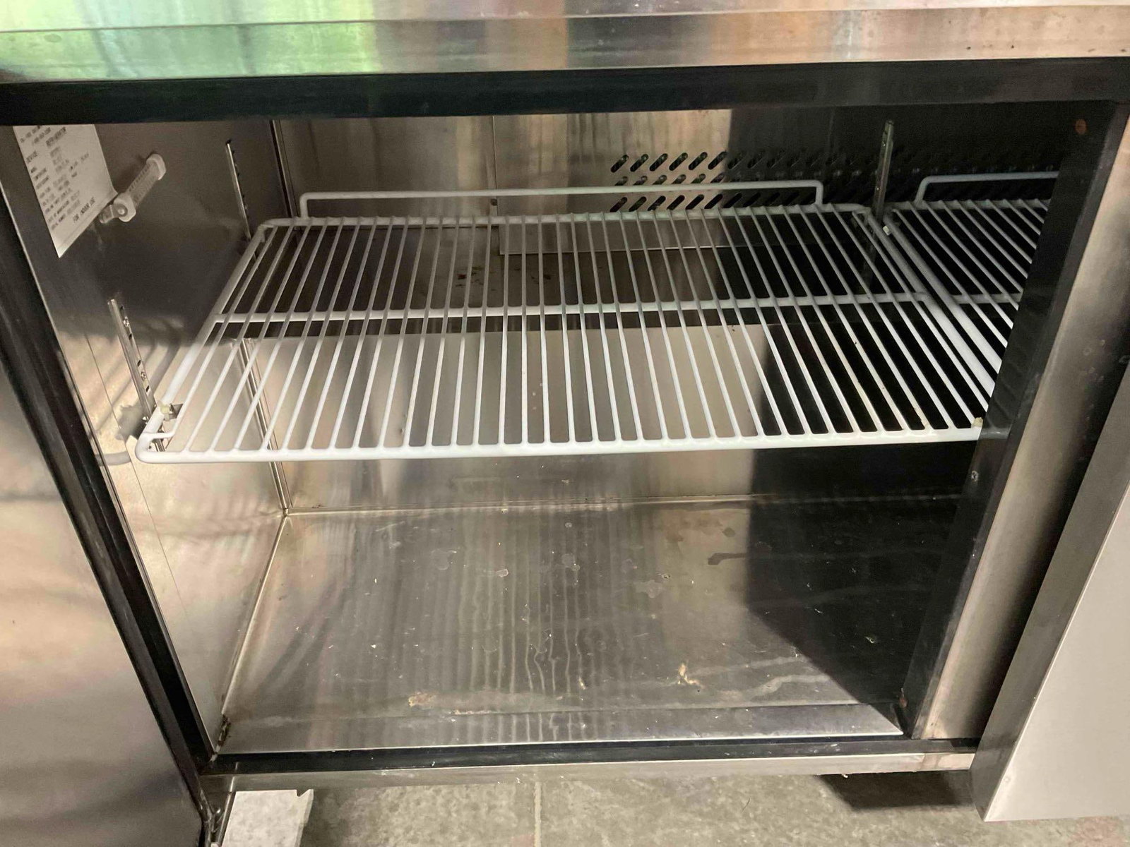 Supera Stainless Steel Refrigerated Sandwich Prep Station Model SSPT2R6-1. Tested, Runs. - 6