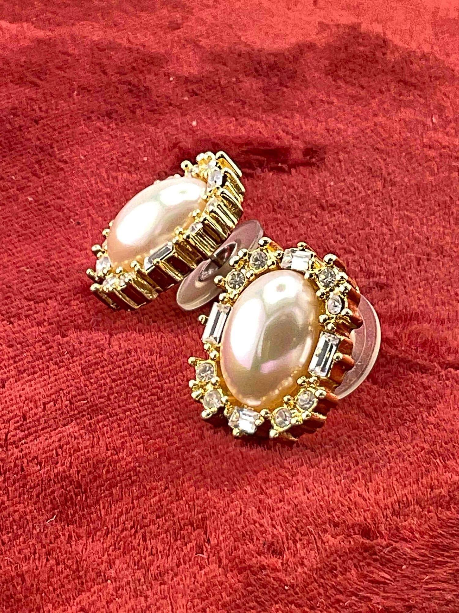 Pair of Vintage Christian Dior Faux pearl earrings w/ 14K gold post Unused. - 3