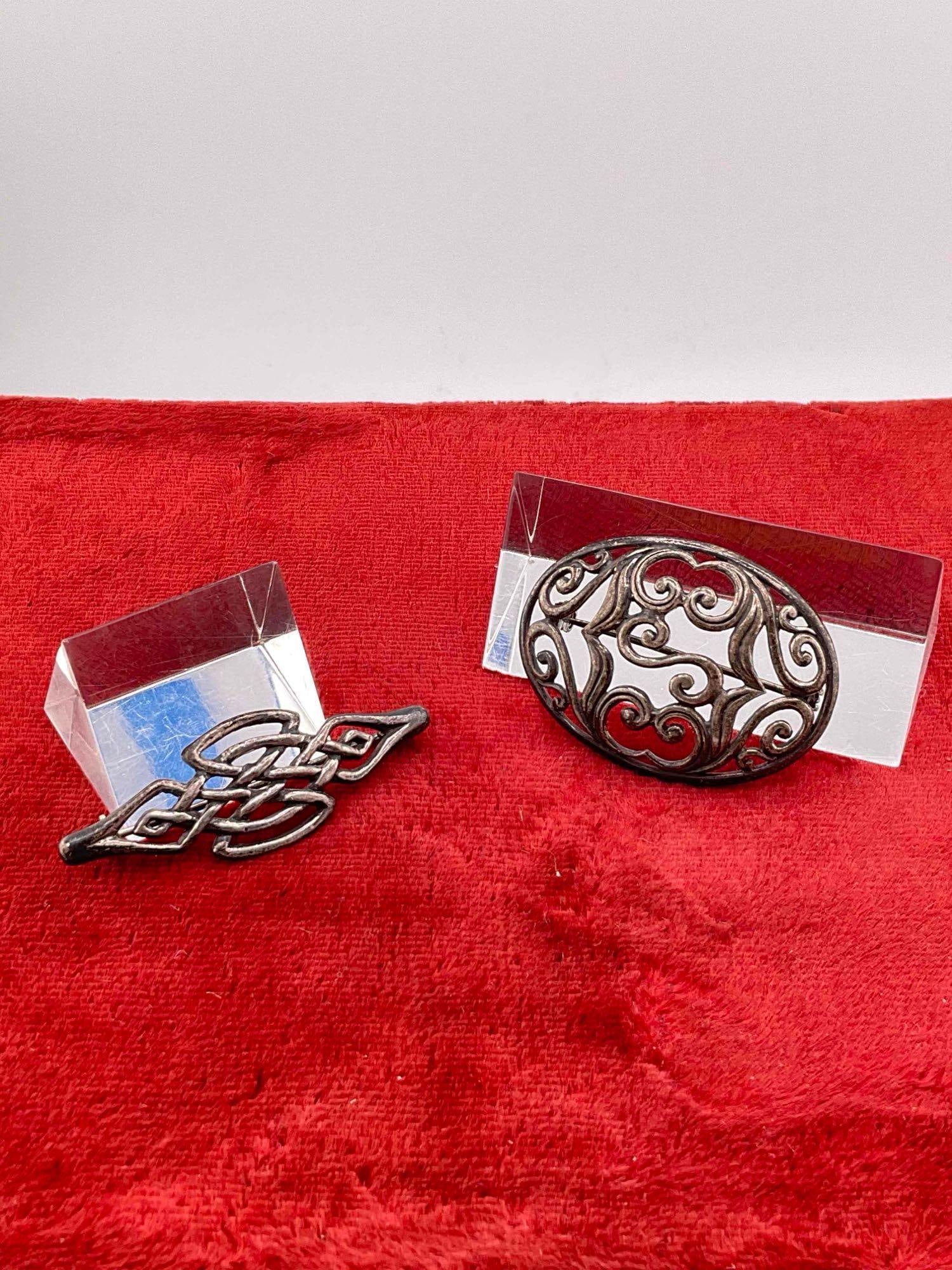Pair of Vintage Victorian Style Sterling Silver Brooches, both marked. See pics - 3