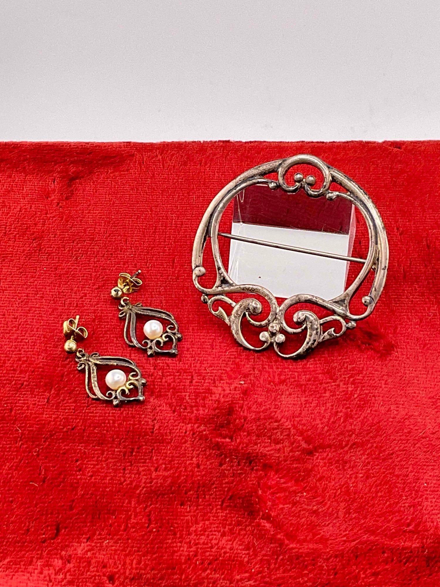 Vintage Sterling Silver Pin/Brooch & Vintage Sterling (Vermeil) Dangle earrings w/ pearls - 3