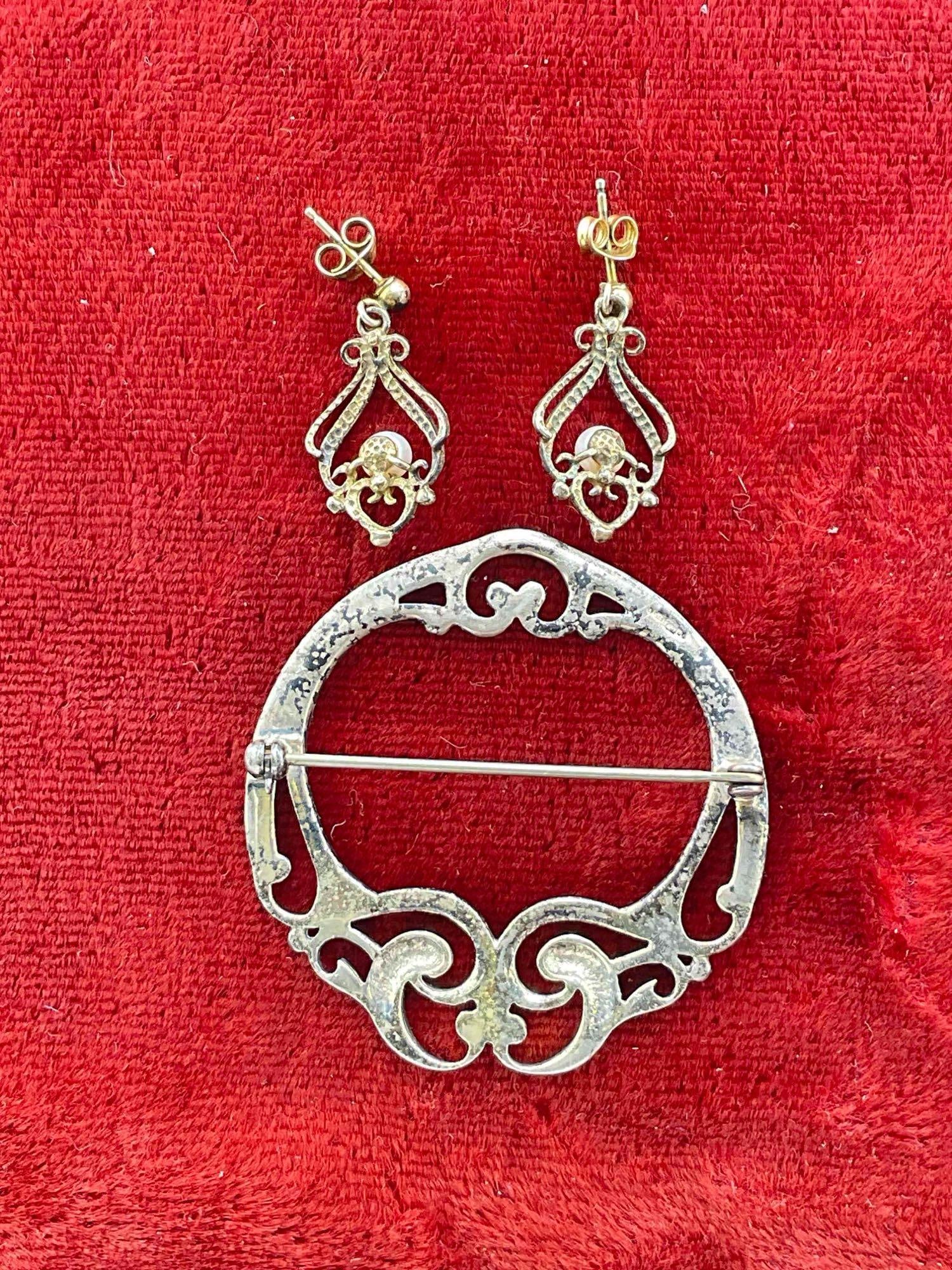 Vintage Sterling Silver Pin/Brooch & Vintage Sterling (Vermeil) Dangle earrings w/ pearls - 4