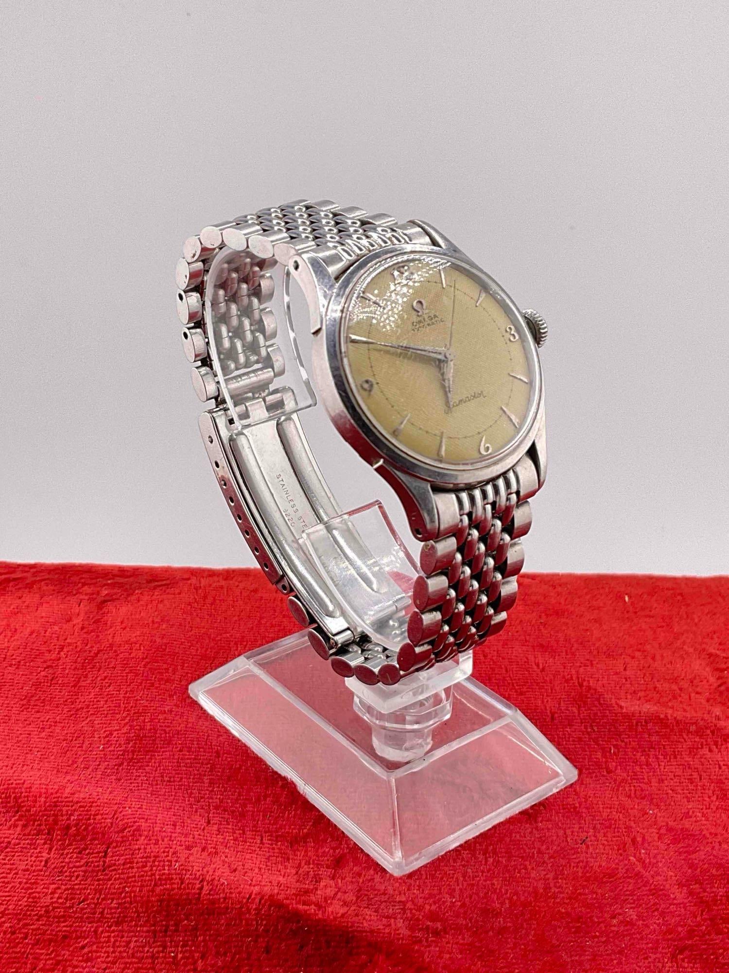 Vintage circa 1950's Omega Seamaster Bumper? Men's Watch w/ stainless steel case & band. see pics - 3