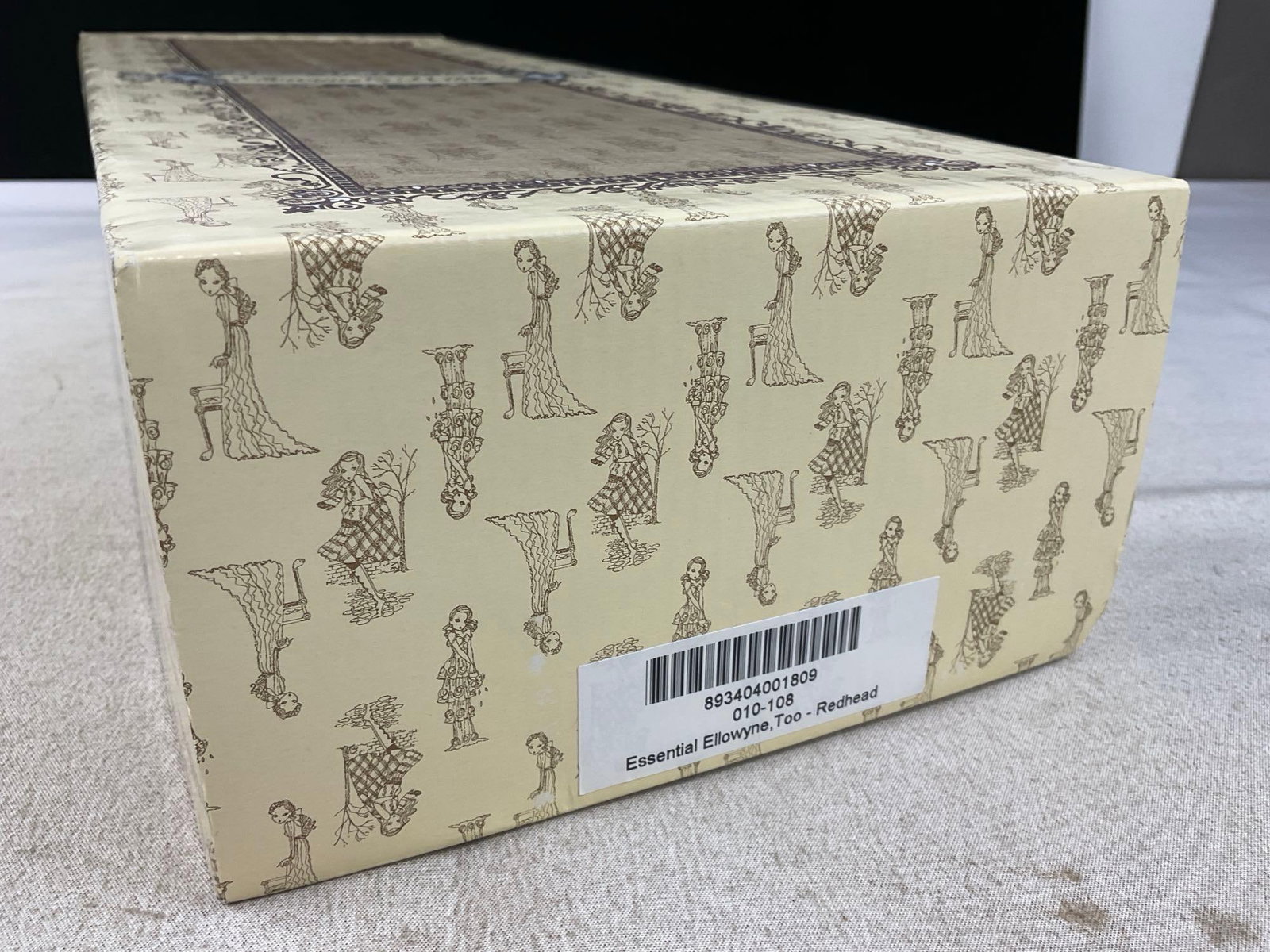 Ellowyne Wilde Robert Tonner Redhead Doll, in original box, 16 inch, 010-108 - 7