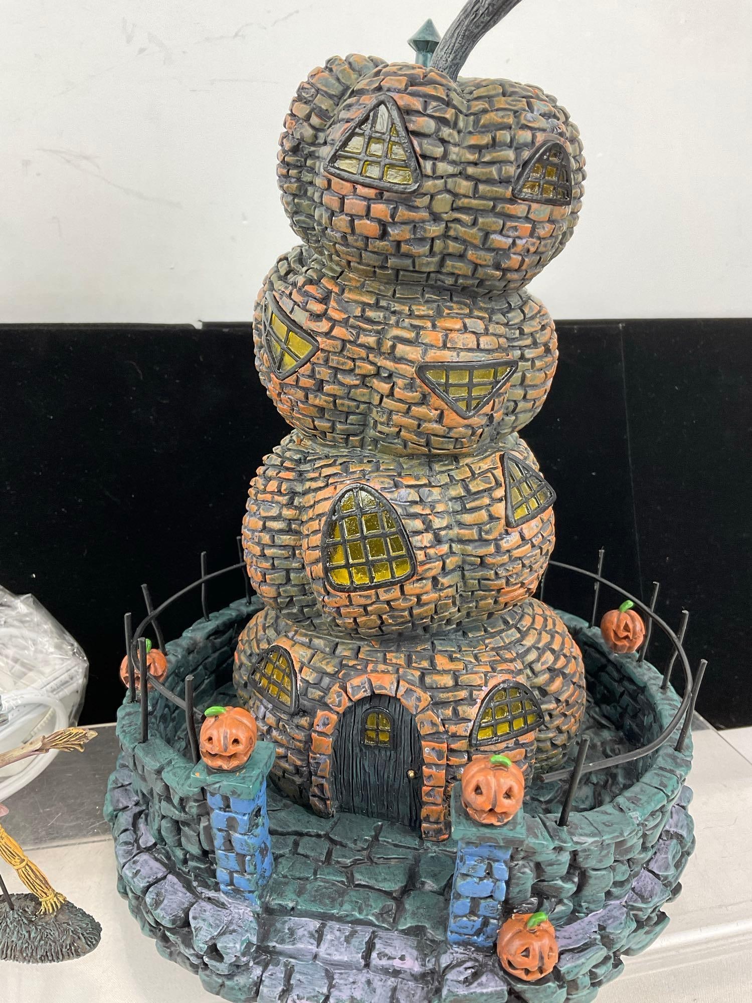 Hawthorne Village Nightmare Before Christmas Pumpkin House, A0324, 2006, w/COA - 2