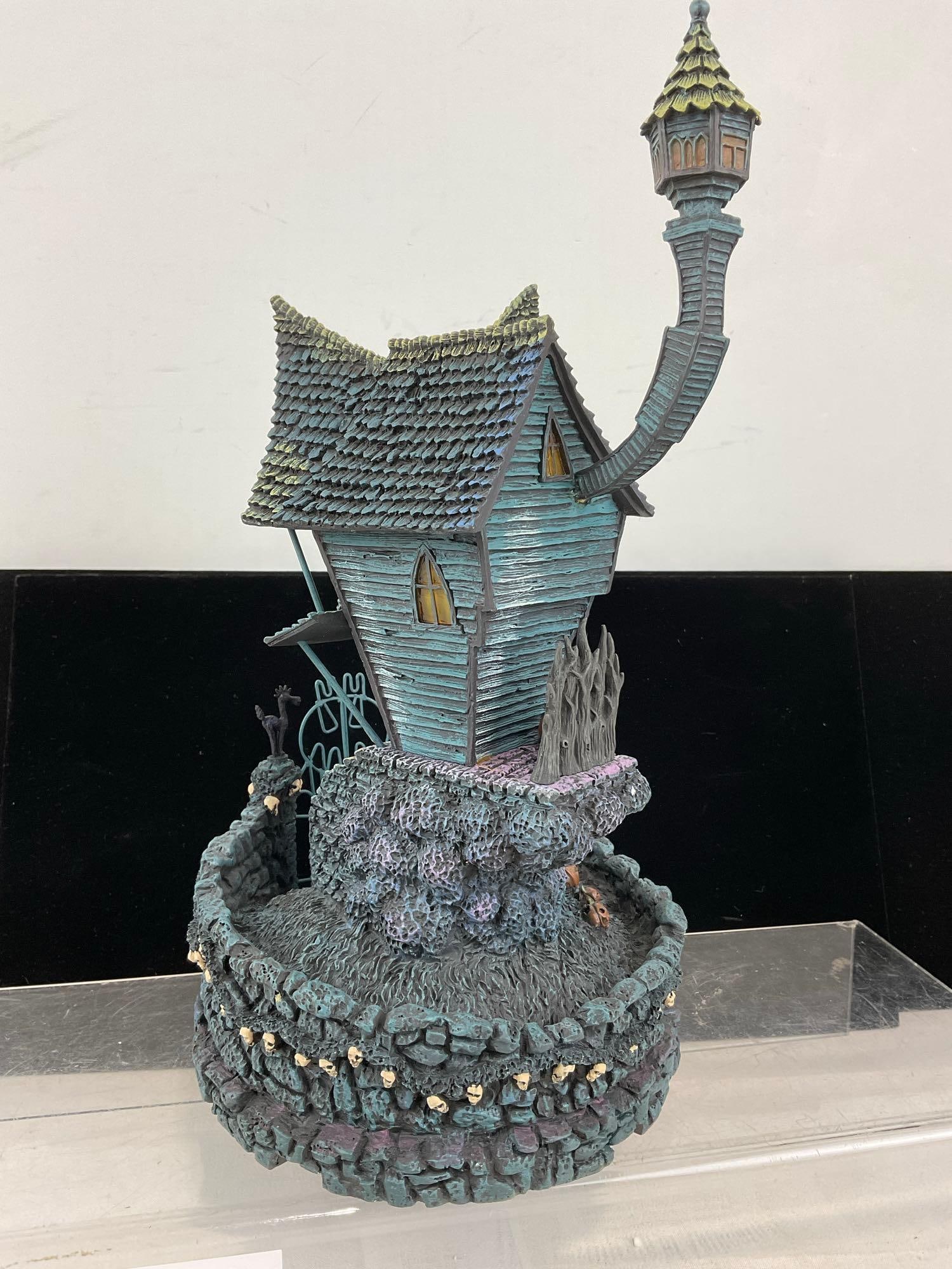 Hawthorne Village Nightmare Before Christmas Light Up Bldg, Jacks House A8393 2005 w/COA - 4