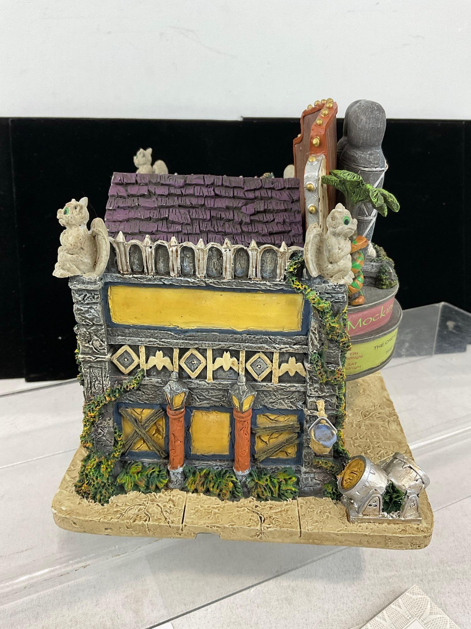 Hawthorne Village Halloween Light Up Bldg, The Munsters, Mockingbird Theater, A0761 2005 w/COA - 2