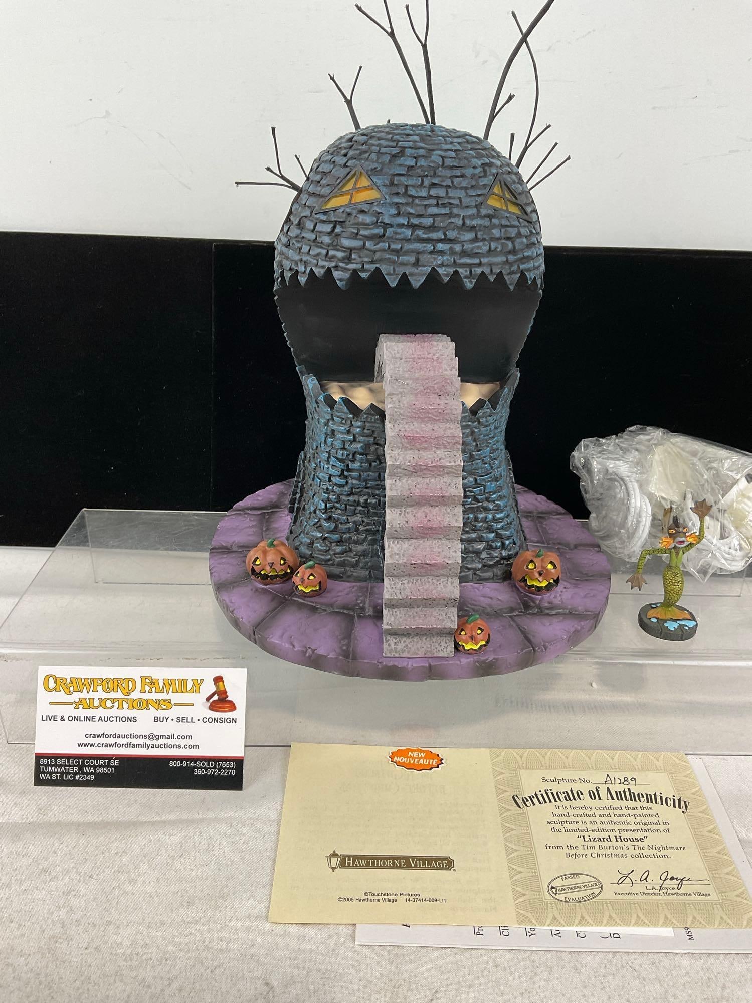 Hawthorne Village Nightmare Before Christmas, Light Up Bldg, Lizard House, A1289, 2005, w/COA: In original foam, no outer box. Appears to be in good shape, electrics untested, only lightly used. The piece measures approx 10h x 13w x 11d inches. See pics. E-6160