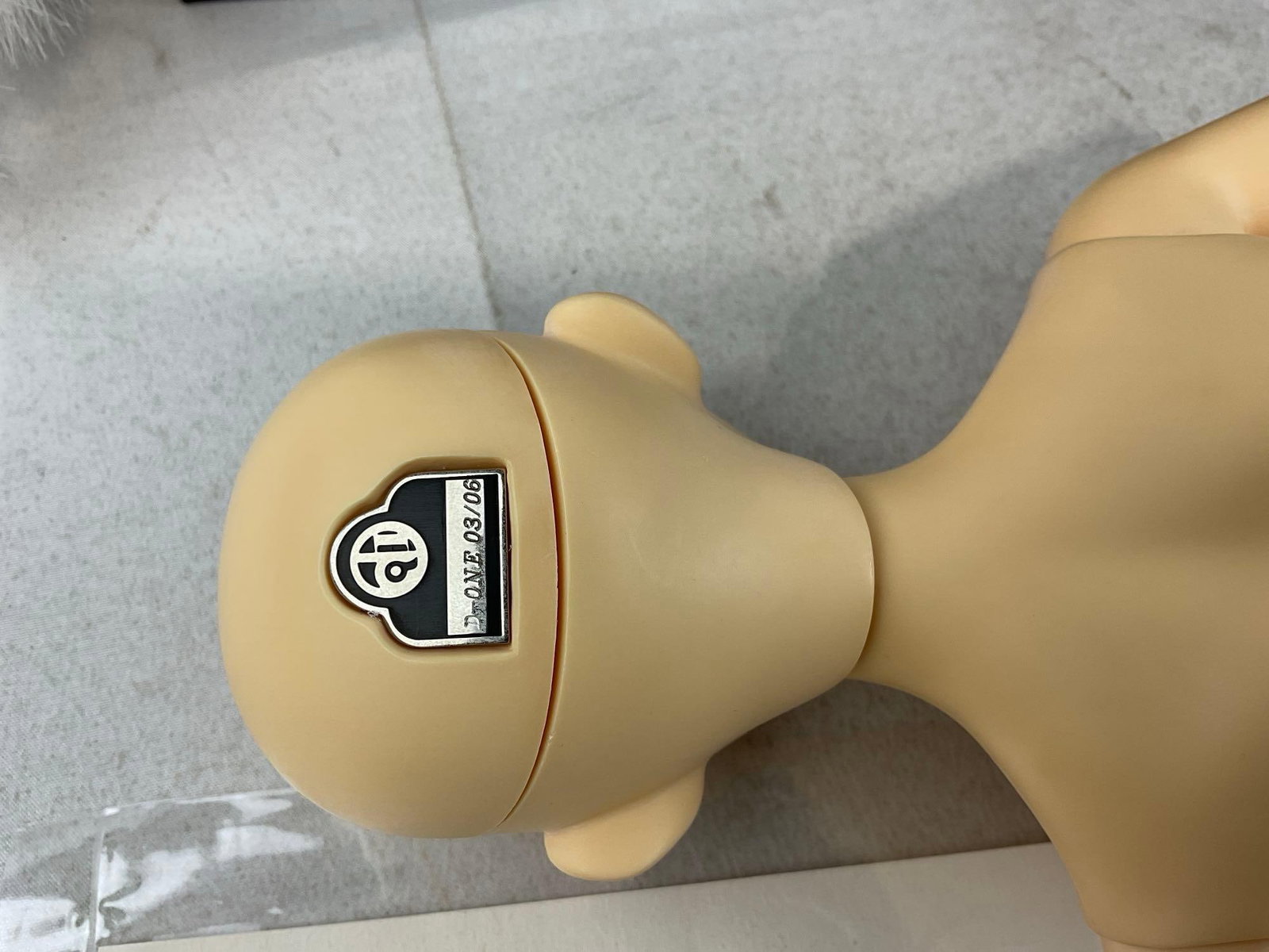 Rare Domuya Limited D-O.N.E. Doll 03/06, Standard Zen, in case, 24 inches tall - 4