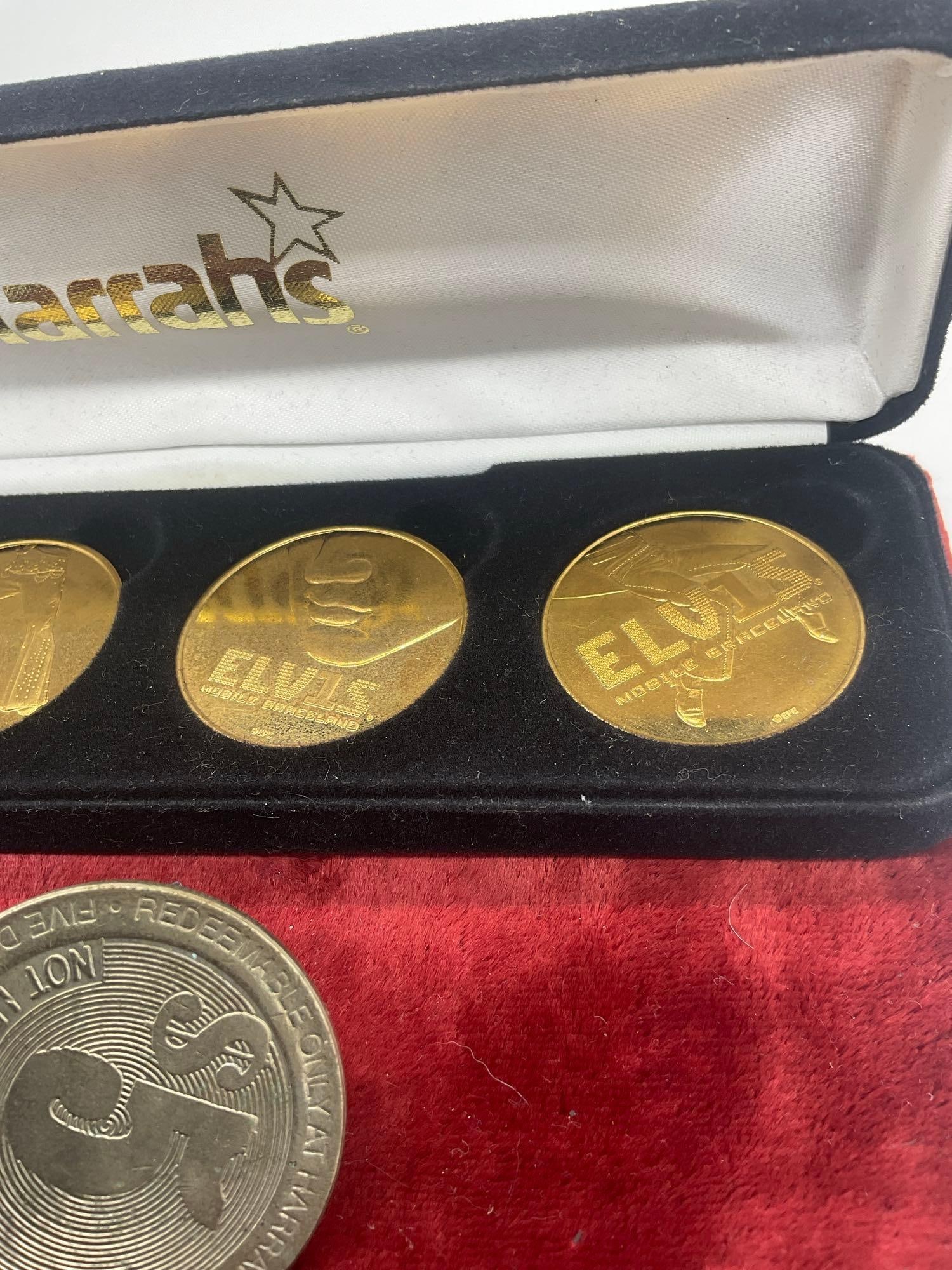 2002 Harrahs Casino Elvis Presley 4 x Gold toned coin set + Vintage $5.00 Harrahs Gaming token - 5
