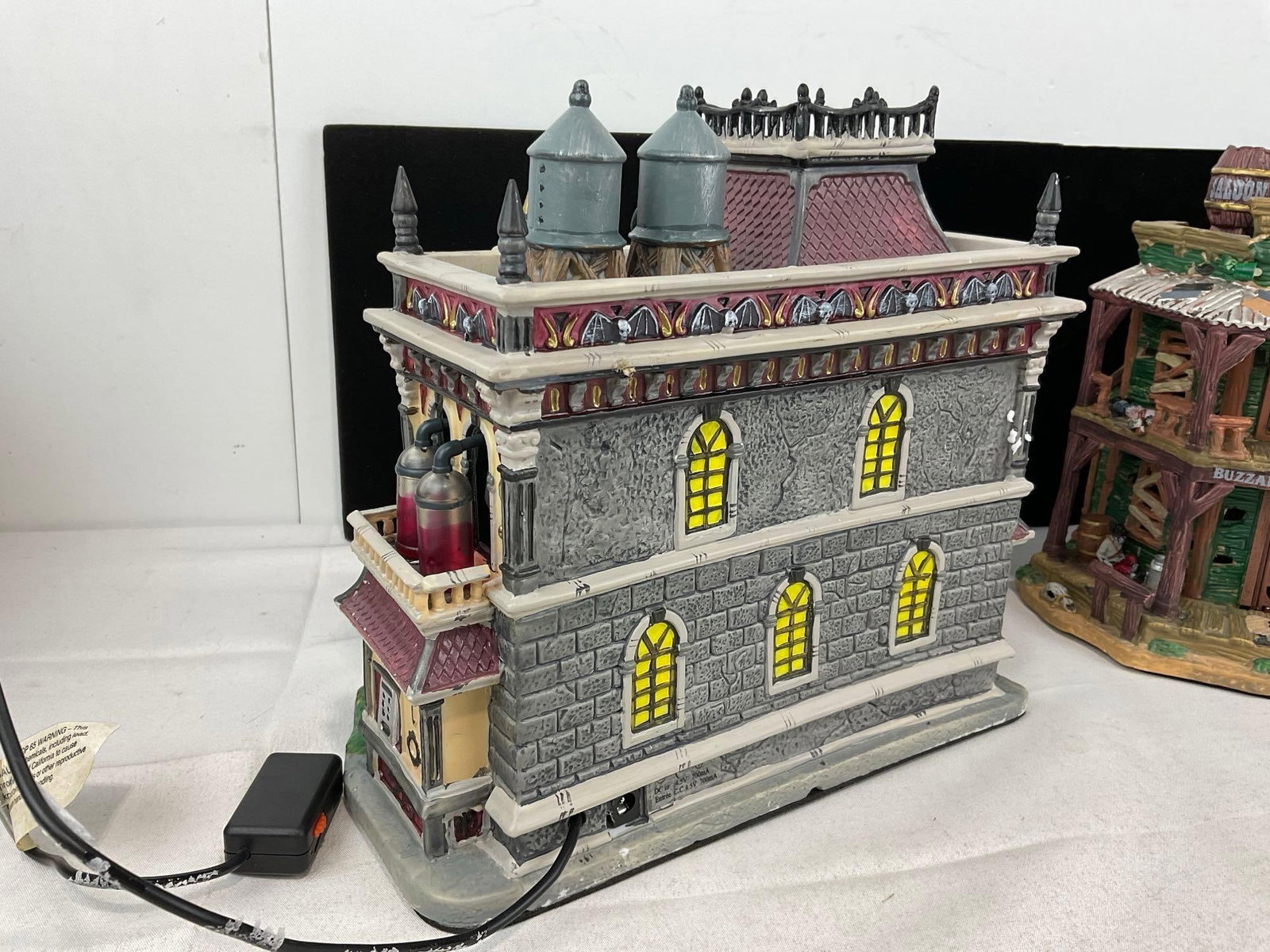 Lemax Spooky Town Figures in box, The Blood Bank & Dry Gulch Hotel - 7