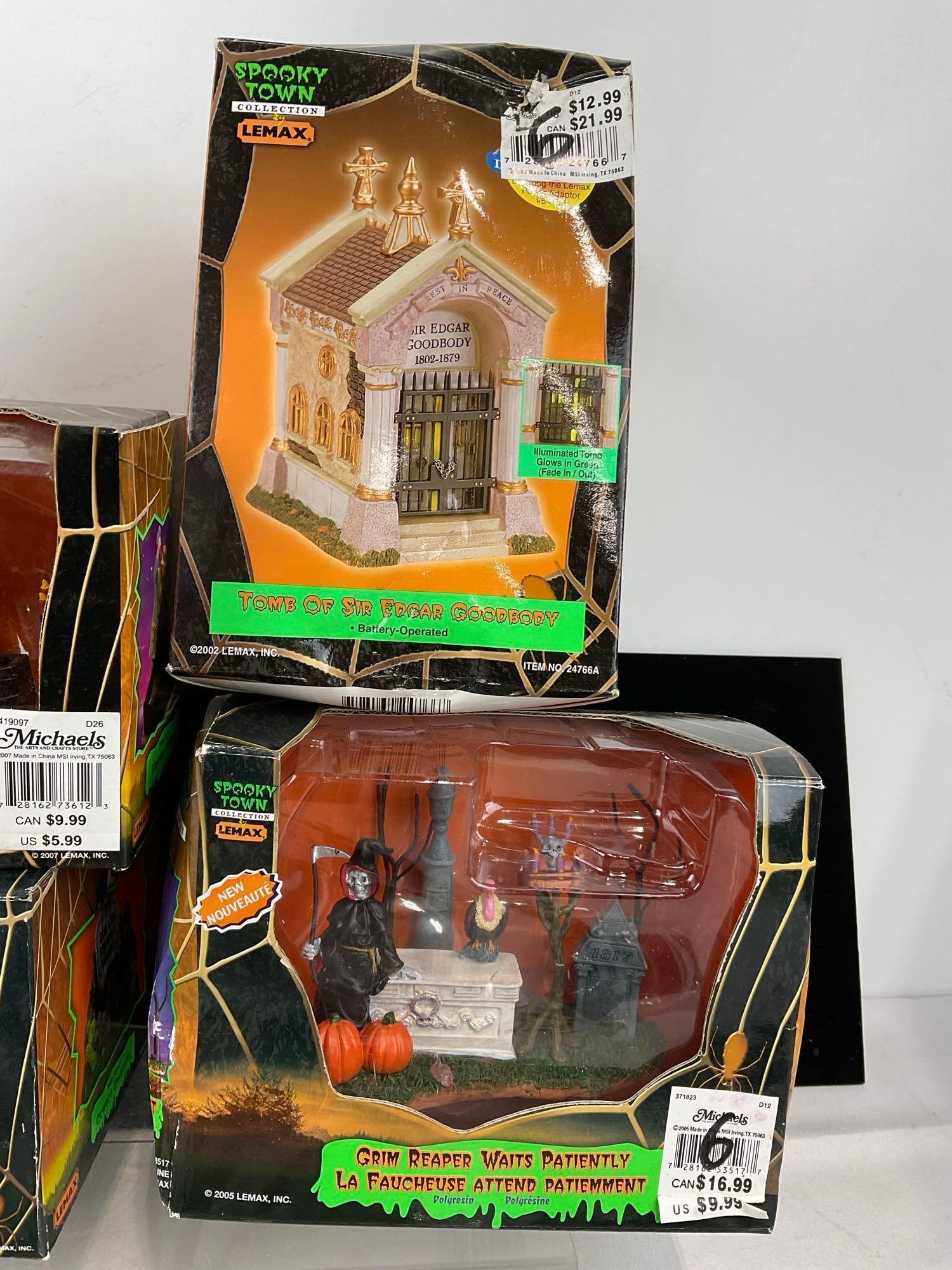 Lemax Spooky Town Halloween pieces, 6 in box, & Figures, in packaging - 3