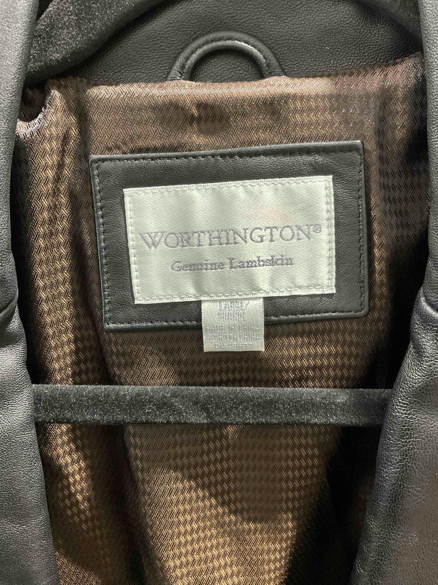 Worthington Black Lambskin Leather Men's Blazer, Size Large. Good Condition. See pics. - 3