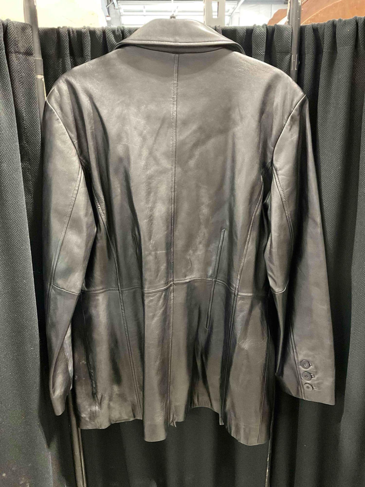 Worthington Black Lambskin Leather Men's Blazer, Size Large. Good Condition. See pics. - 7