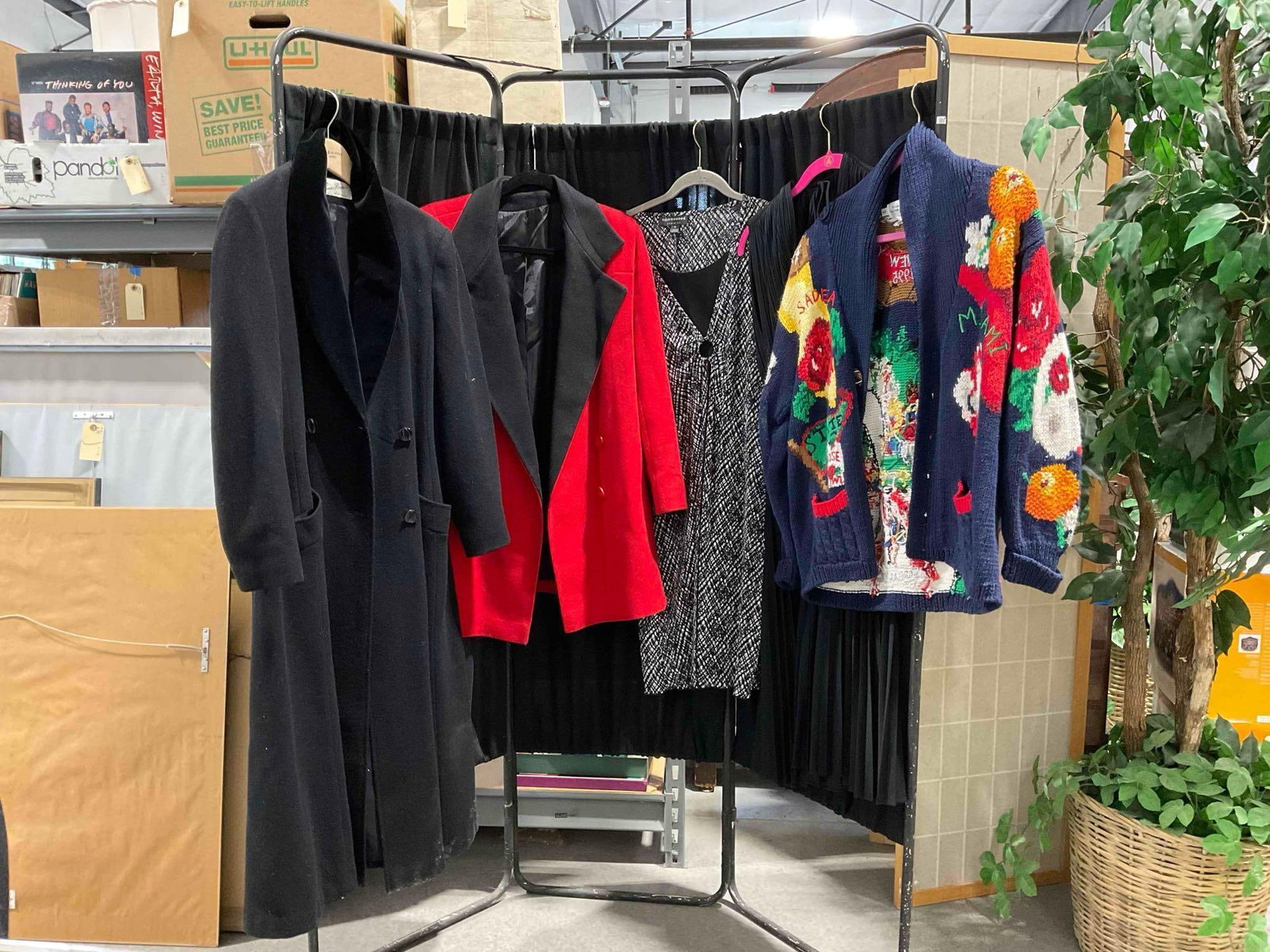 5 pcs Women's Clothing, incl. Vintage Alexandra Bartlett Knit Football Sweater Size M & More! (1 of 20)