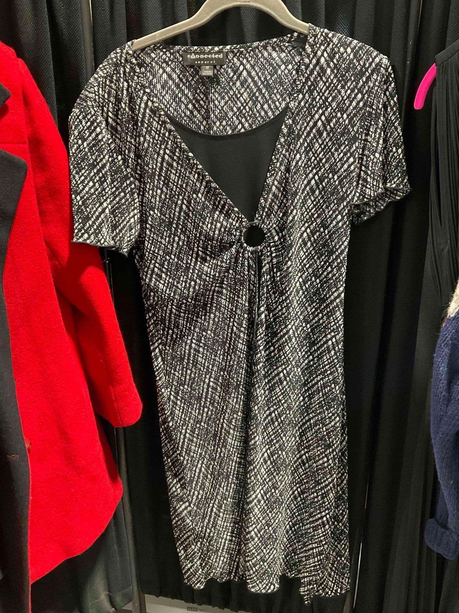 5 pcs Women's Clothing, incl. Vintage Alexandra Bartlett Knit Football Sweater Size M & More! - 7