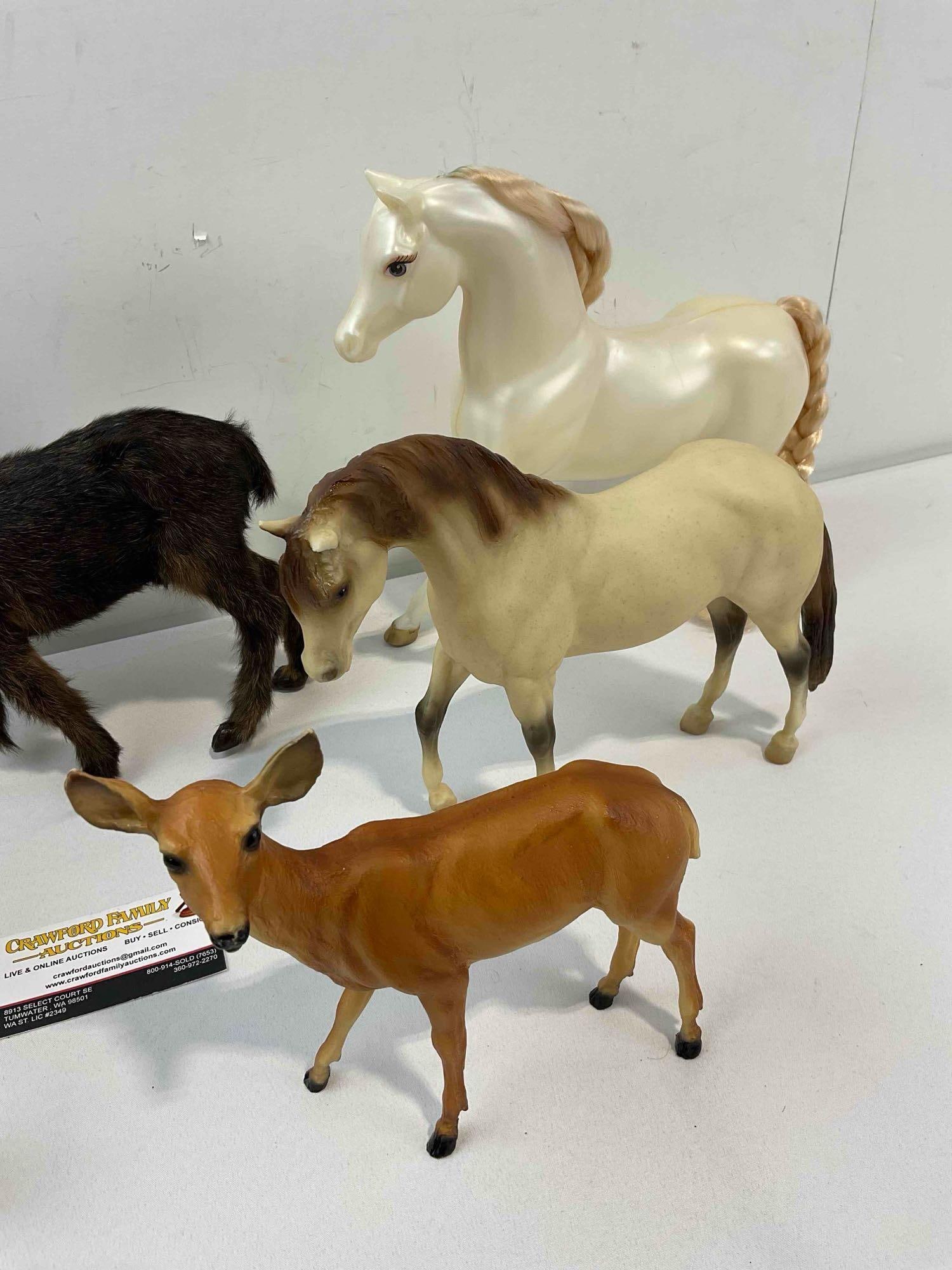 7 pcs Animal Figurines, incl. 2x Barbie Plastic Horse Dolls, Moose & Goat Dolls w/ Rabbit Fur. - 5