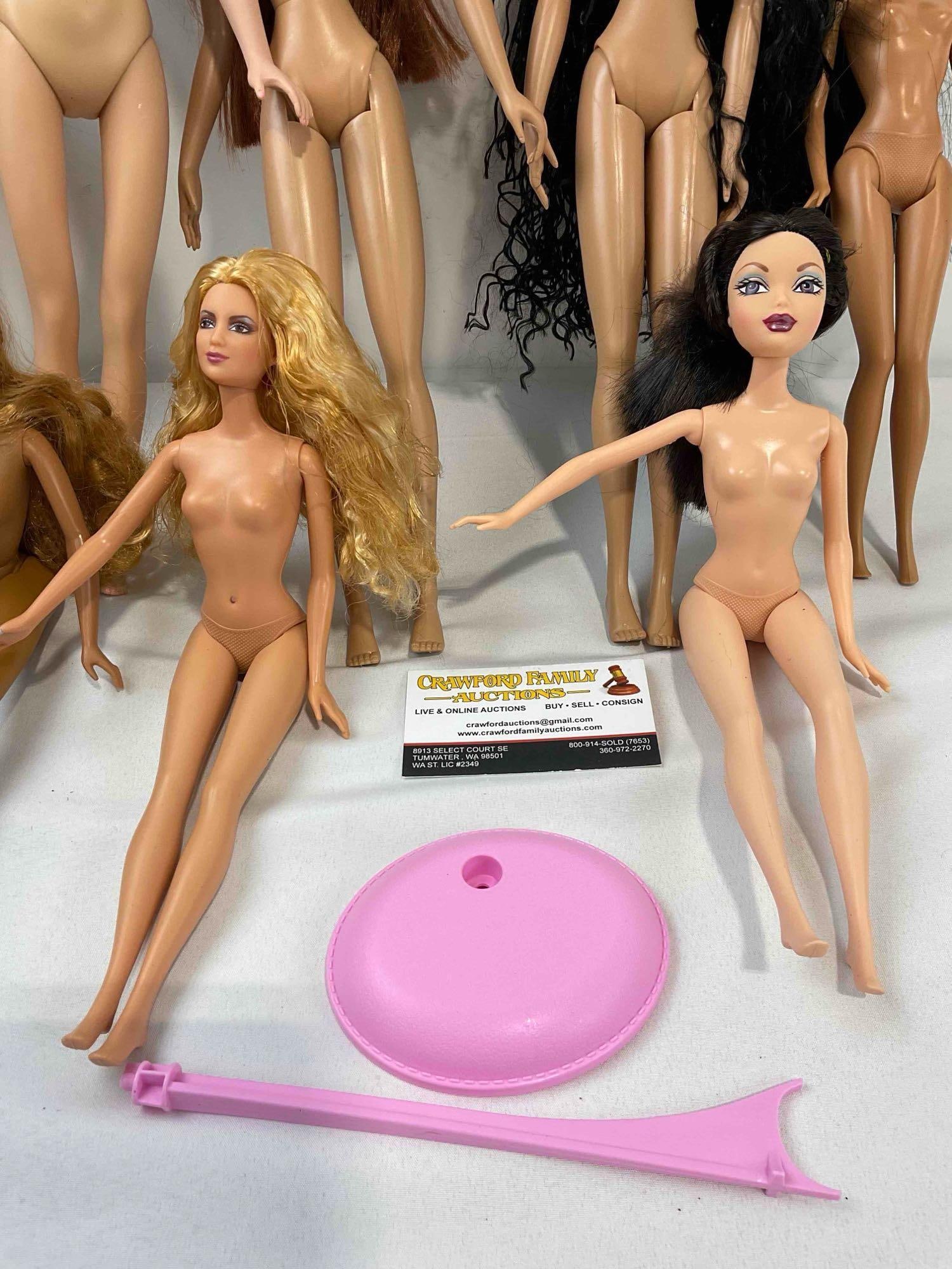 13 pcs Collectible Fashion Dolls, incl. Vintage Mattel, JAKKS Pacific & Integrity Dolls. See pics. - 8