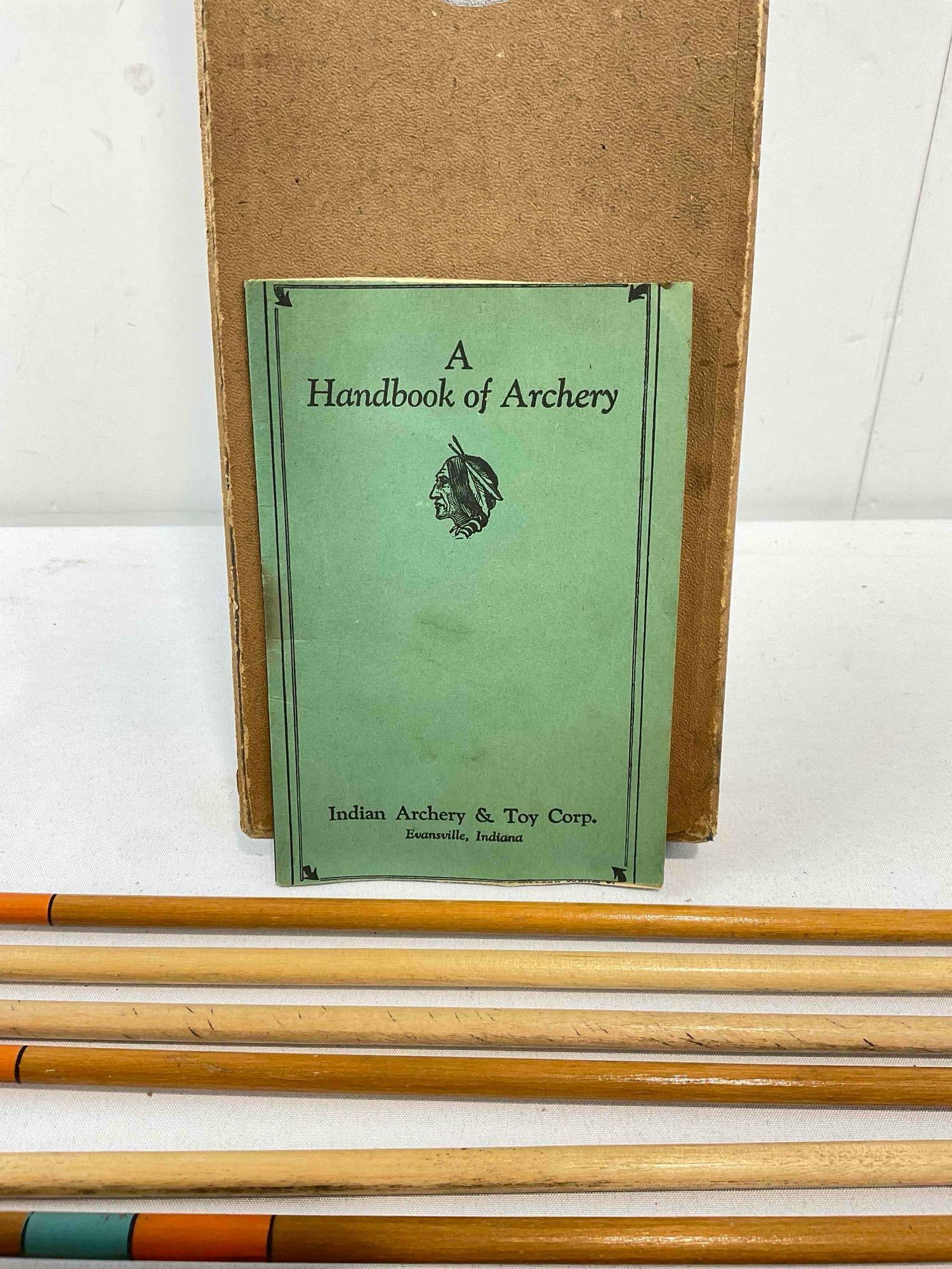 18 pc Vintage Wood & Feather Archery Arrows w/ York Arrows Box & A Handbook of Archery. - 3