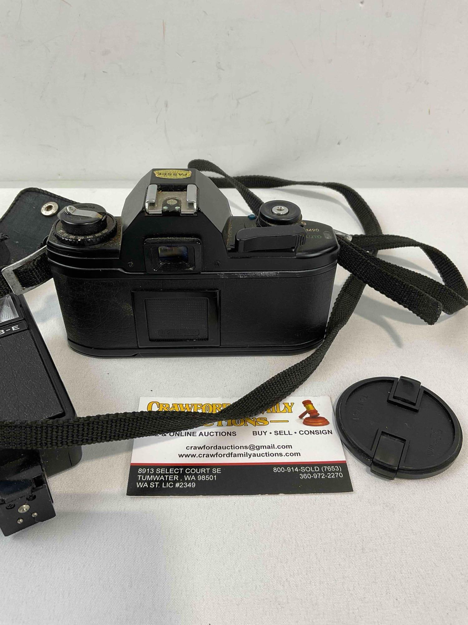Vintage Nikon EM 35mm Film Camera w/ 50mm Lens & Nikon SB-E Flash. Untested, As Is. - 4