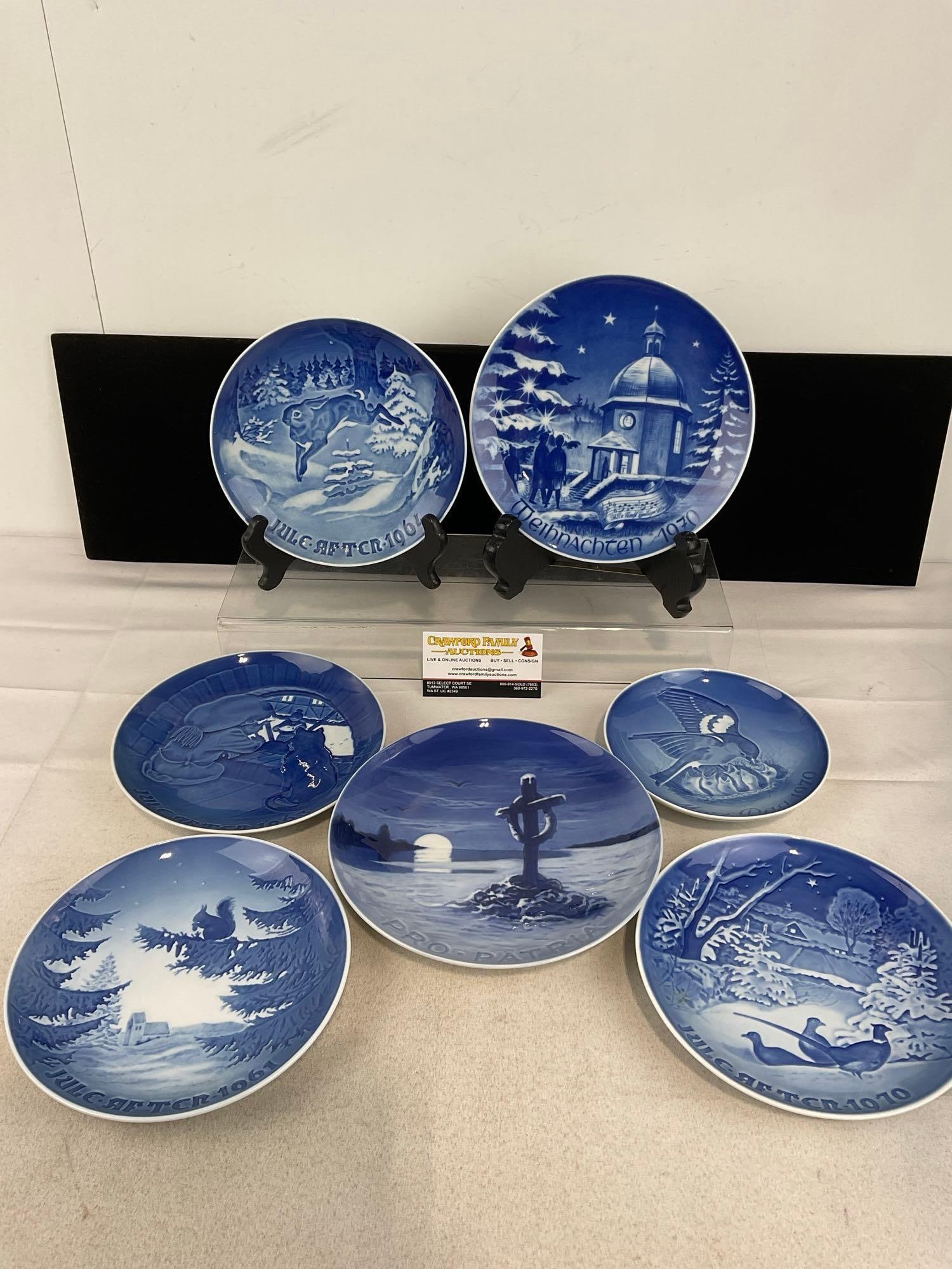 7 1960s Bing & Grondahl Royal Copenhagen Blue & White Commemorative Plates, Mothers Day, Jule After: Appears to be in good shape. The piece measures approx 5h x 9w x 9d inches. See pics. E-6080