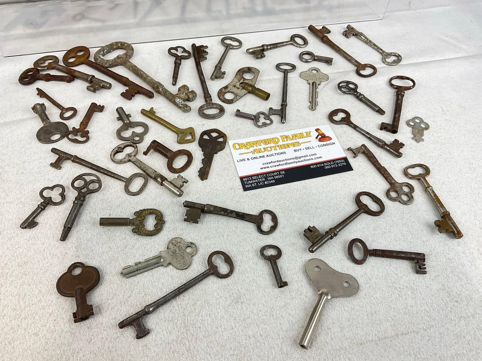 Collection of 70+ Antique & Vintage Keys, Skeleton style, for doors, Furniture, locks, clocks & m... - 4