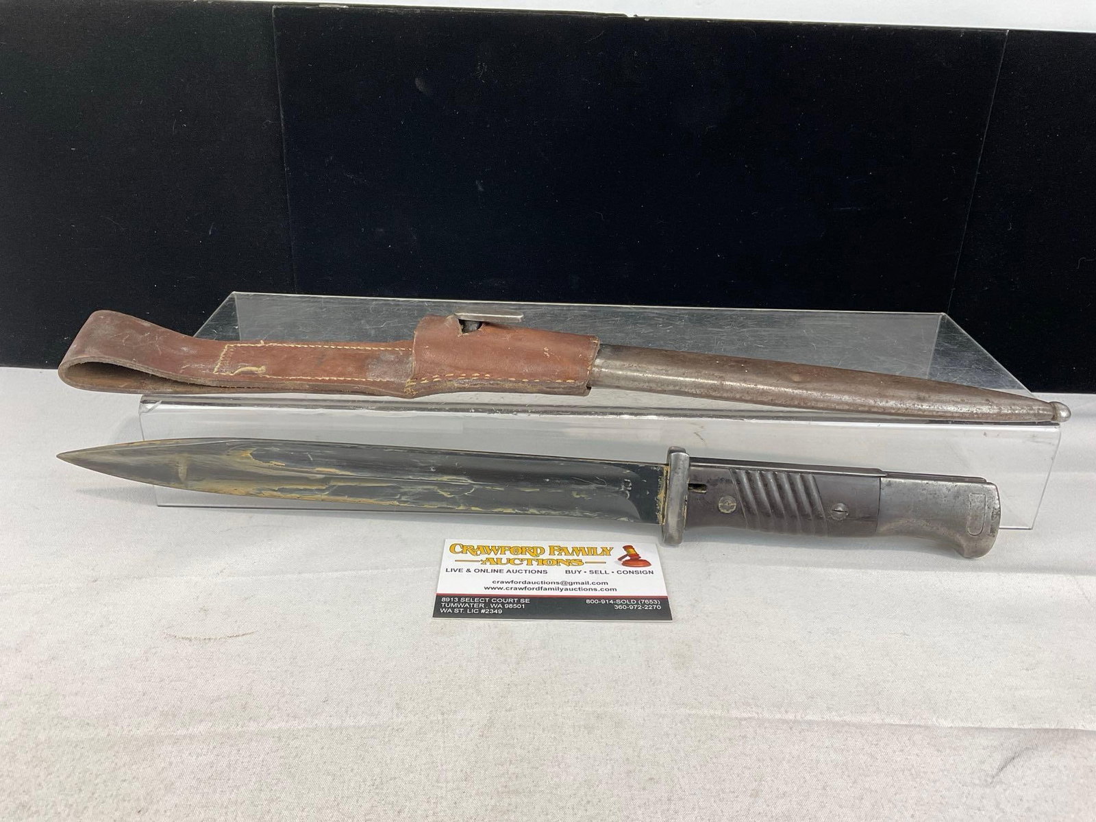 Antique Century German R. Weyersberg K98 Bayonet 12 inch blade w/scabbard marked 1916: #5121 Appears to be in good shape. The piece measures approx 17h x 4w x 3d inches. See pics. E-6160