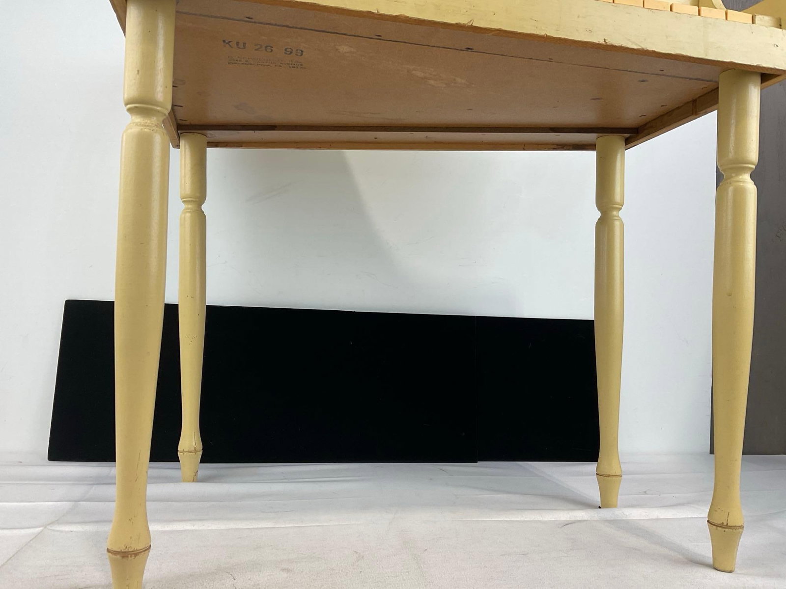 Vintage Schoenhut Wooden Childs Toy Piano, 30 key, thin legs, painted white - 3