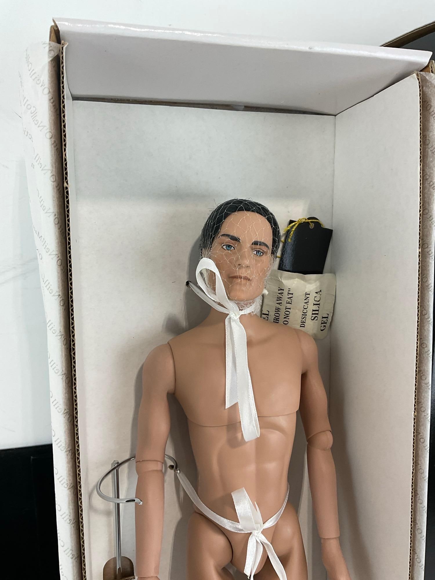 Robert Tonner Matt O Neill Collection Doll, Black Tie MO1301 - 2