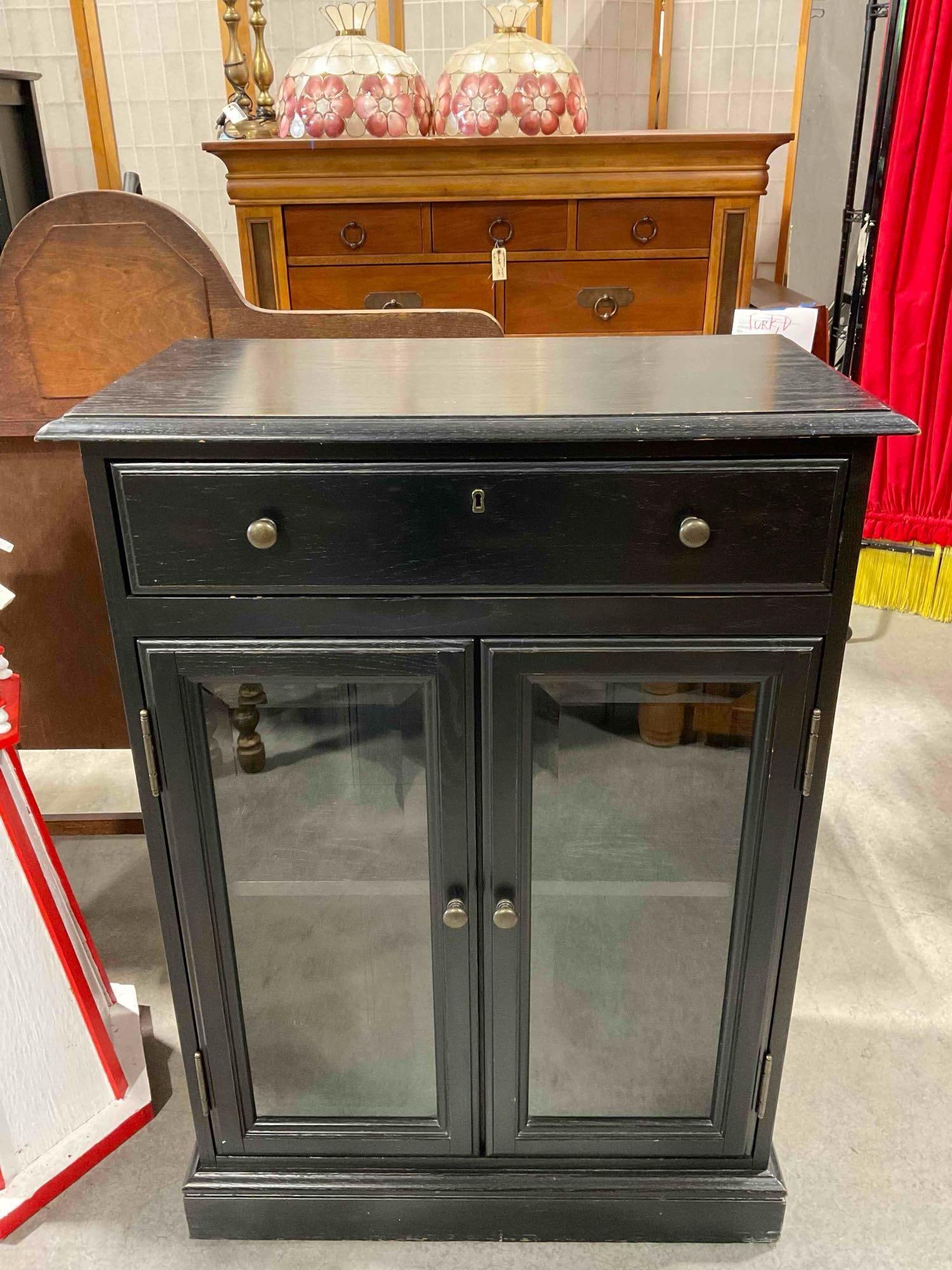 Bassett Black Painted Wooden Buffet Cabinet w/ Drawer, 2 Shelves & Glass Fronted Doors.: Bassett Black Painted Wooden Buffet Cabinet w/ Drawer, 2 Shelves & Glass Fronted Doors. Minor wear indicative of age and use, otherwise looks to be in good condition. Measures 28" x 15" x 41" DM-6