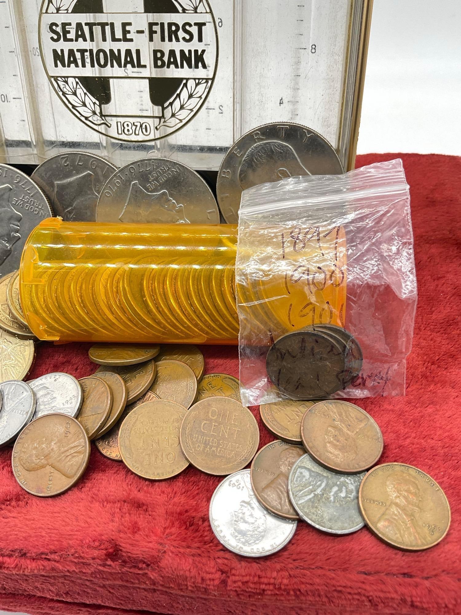 Vintage Seattle First National Coin bank w/key & an assortment of US coins see descrition - 3