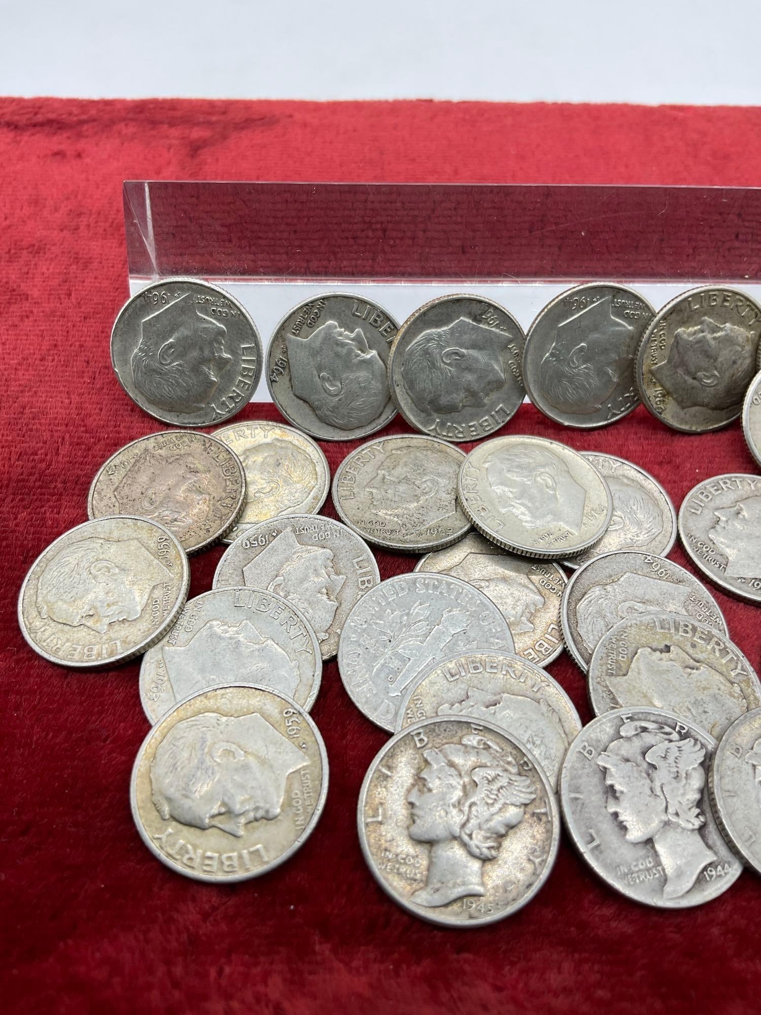 32 x Silver dimes 29x roosevelt 3x silver mercury dimes coins are assorted dates & mint marks - 2