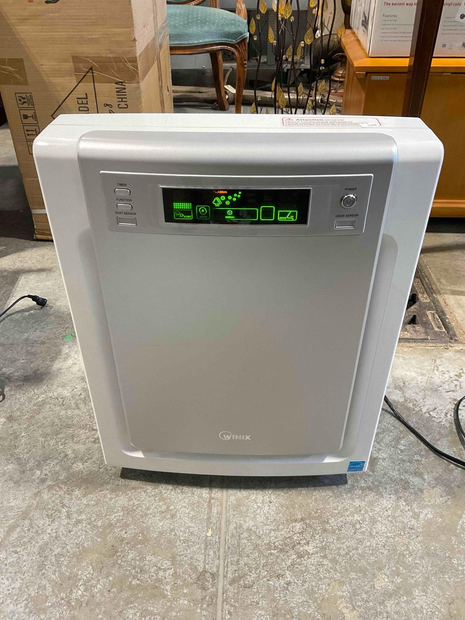 Winix Air Cleaner Model 9500 w/ Remote. Tested & Works. Good Condition. See pics.: Winix Air Cleaner Model 9500 w/ Remote. Tested & Works. Good Condition. Minor wear indicative of age and use, otherwise looks to be in good condition. Pair to lot #132. Measures 19" x 9" x 22"